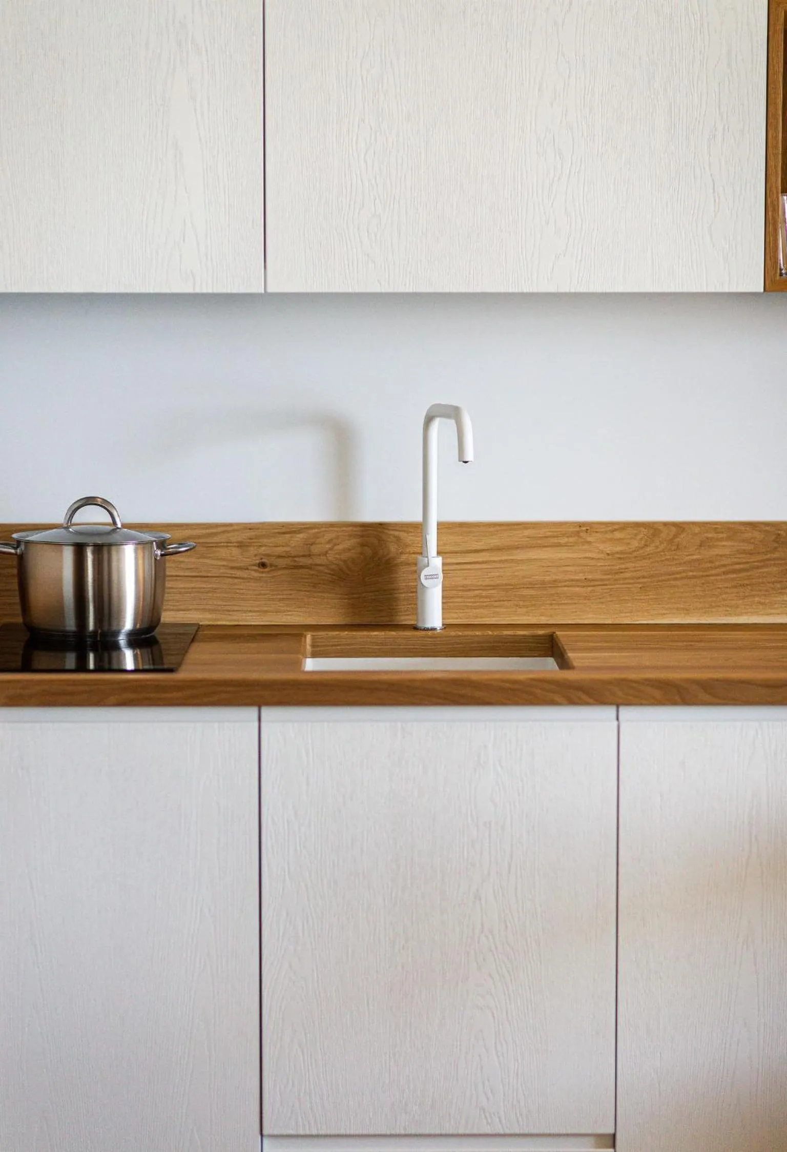 Kitchen or kitchenette in North Coast Seaside Suites