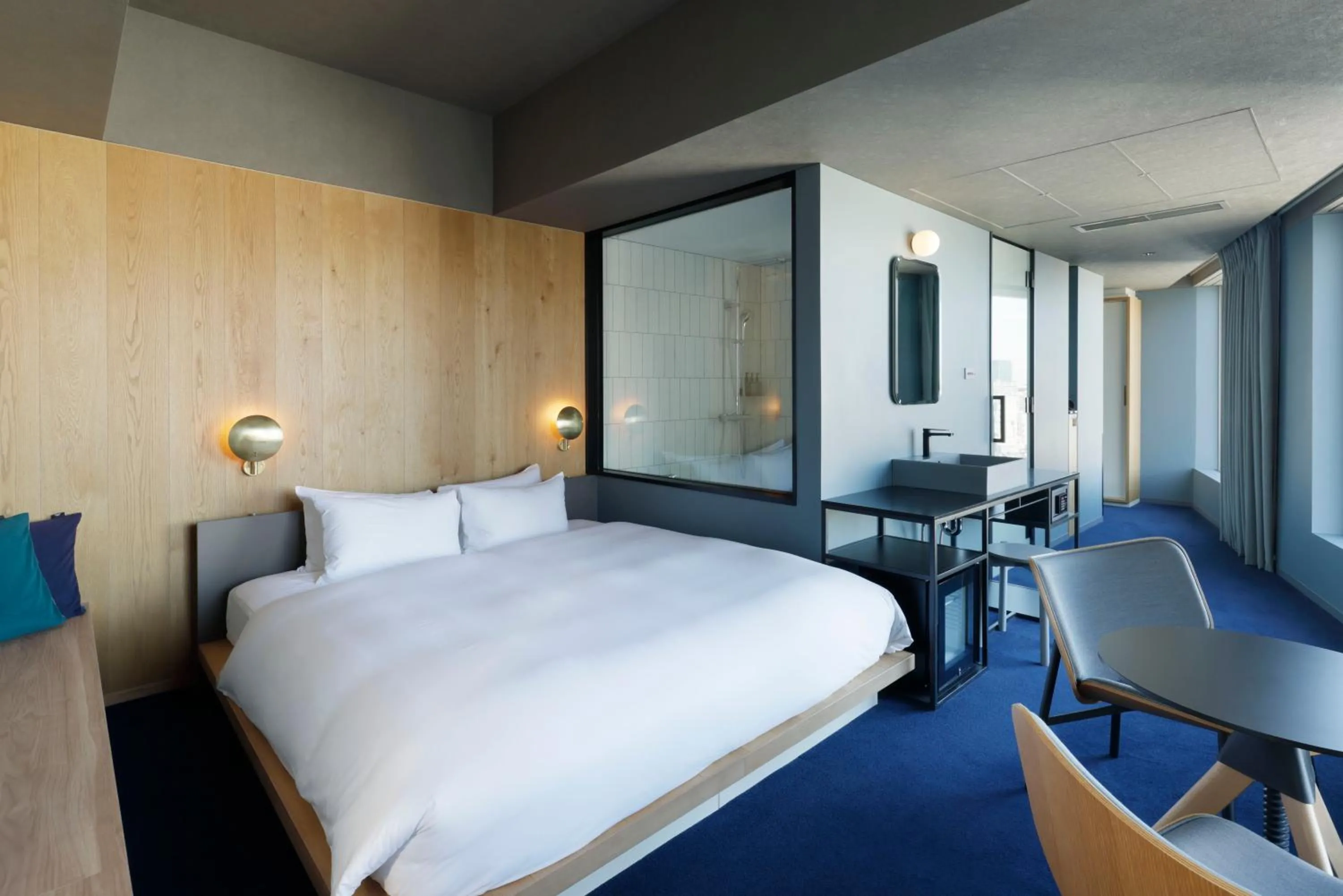 Photo of the whole room, Bed in sequence MIYASHITA PARK - Shibuya