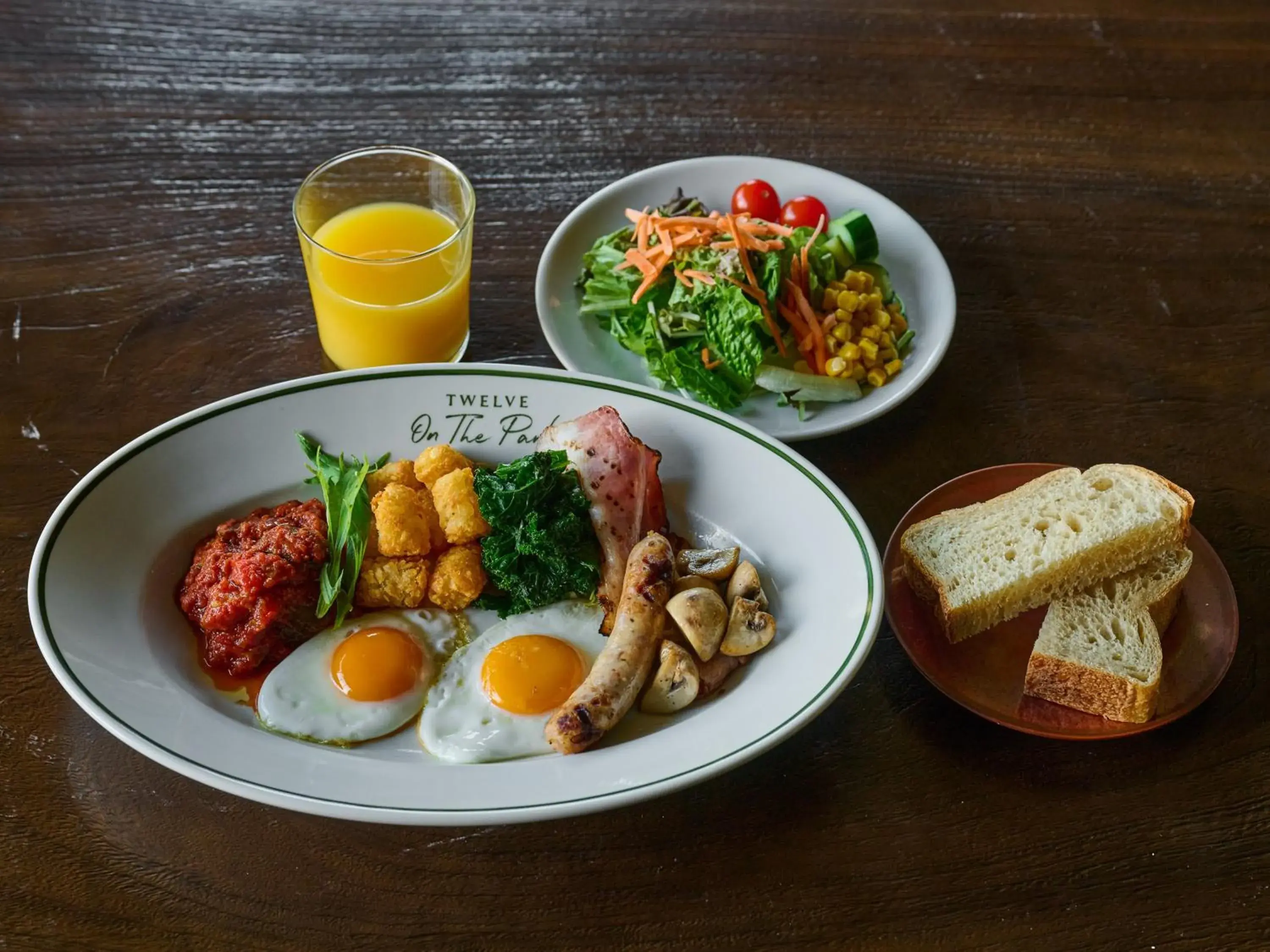 Food in sequence MIYASHITA PARK - Shibuya Food in sequence MIYASHITA PARK - Shibuya