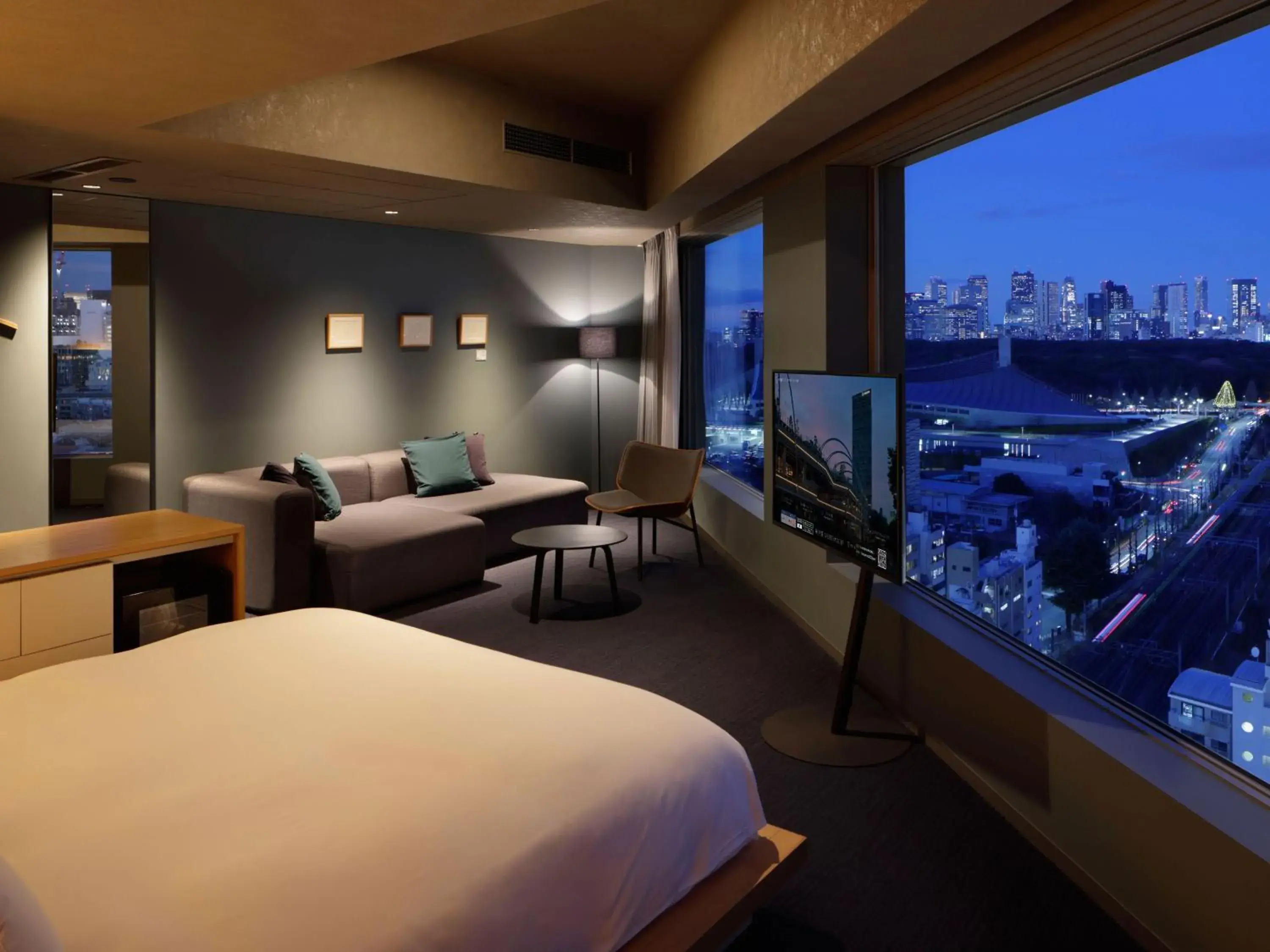 Photo of the whole room in sequence MIYASHITA PARK - Shibuya Photo of the whole room in sequence MIYASHITA PARK - Shibuya