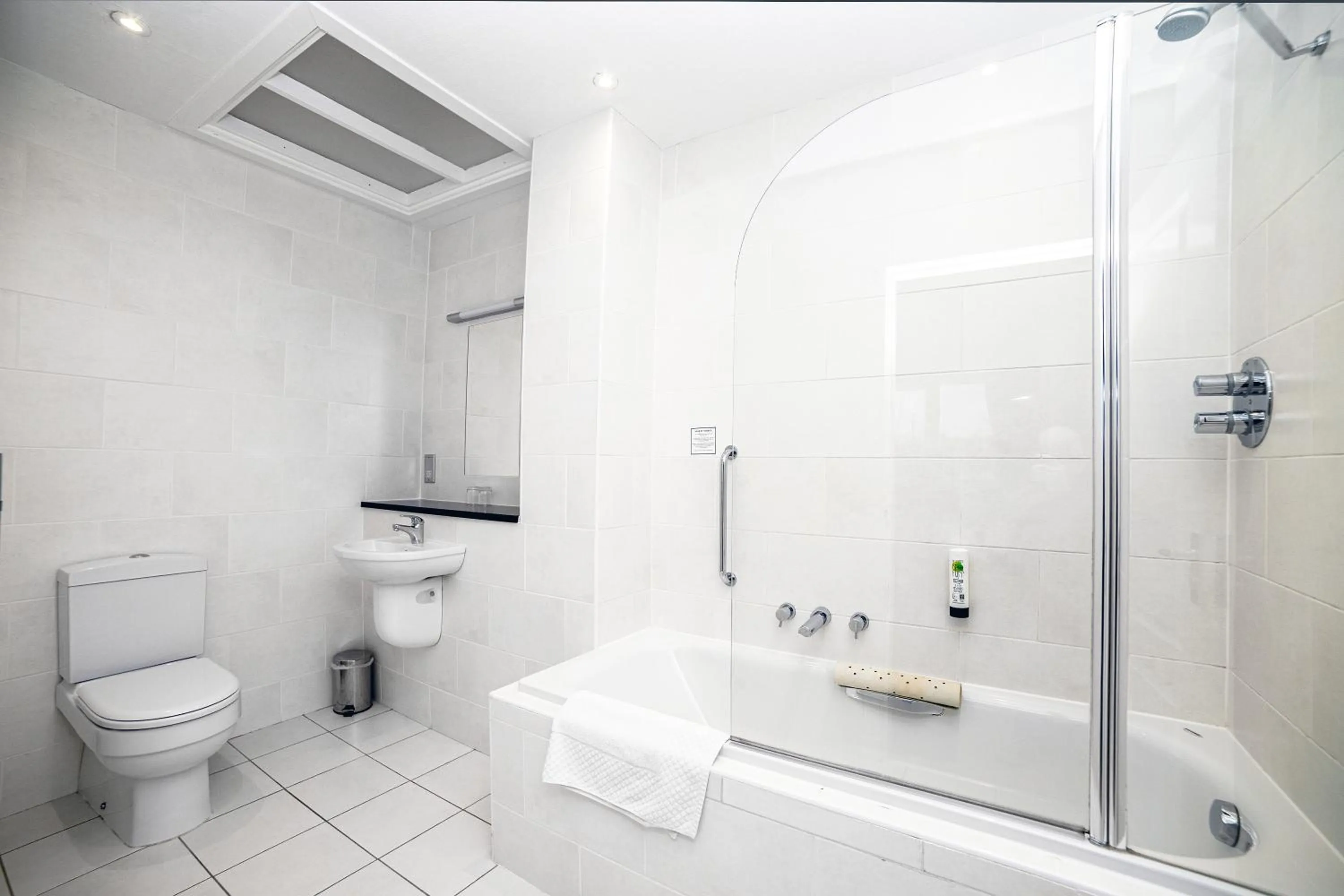 Bathroom in The Inn @ Aird a' Bhasair