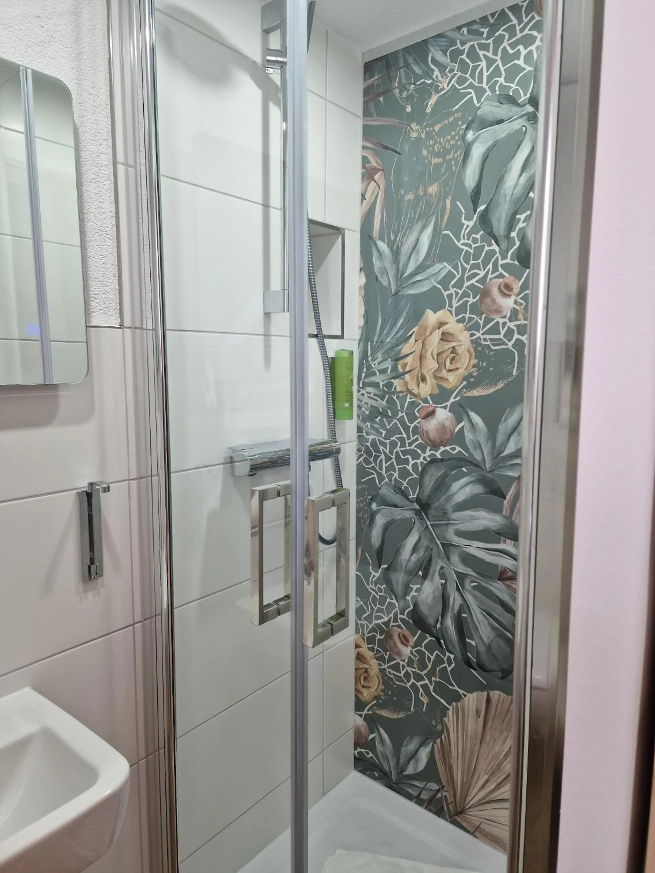 Bathroom in Aparthotel Arabella Bad Nauheim