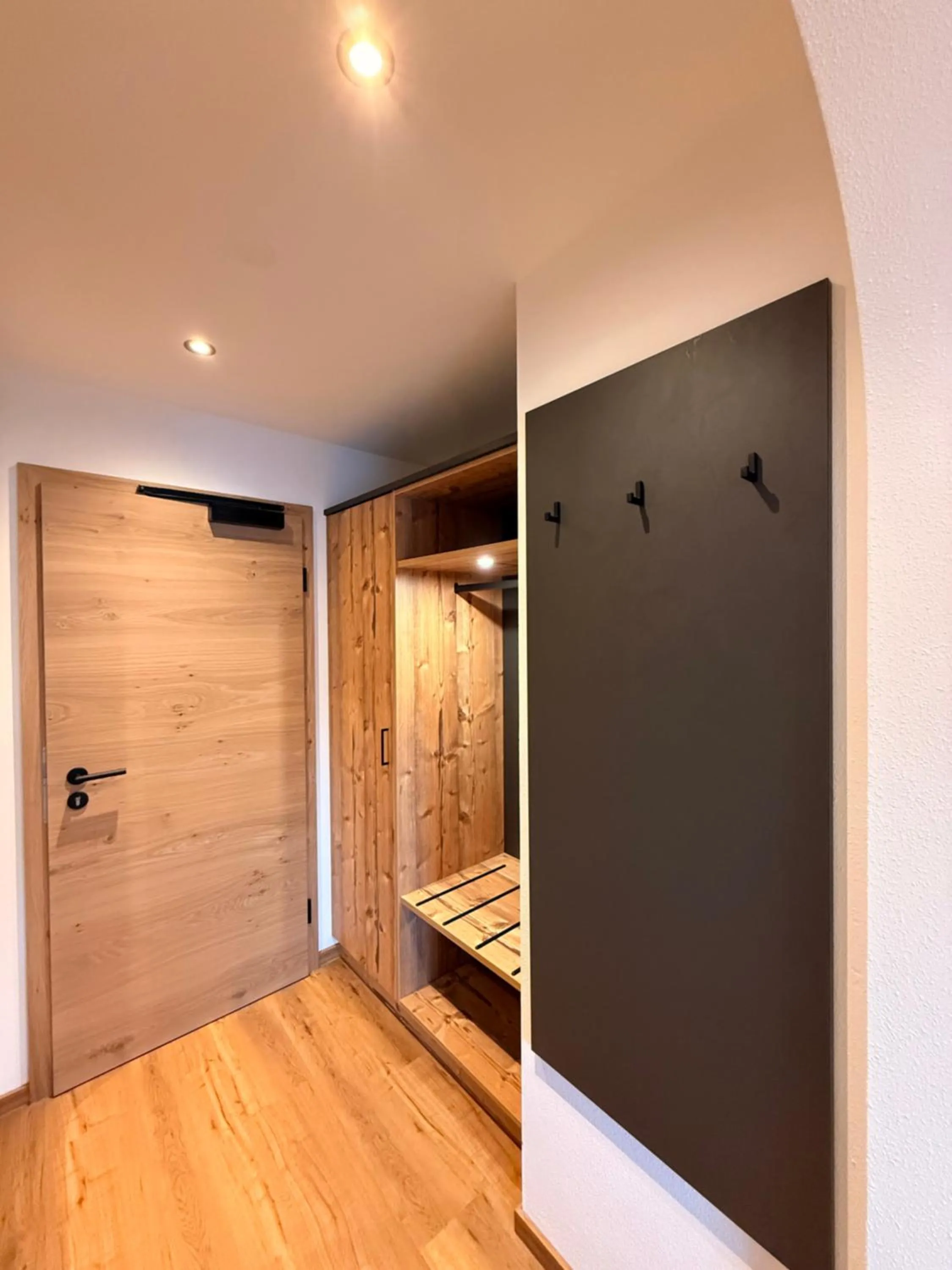 wardrobe in Gasthof Und Hotel Maria Gern