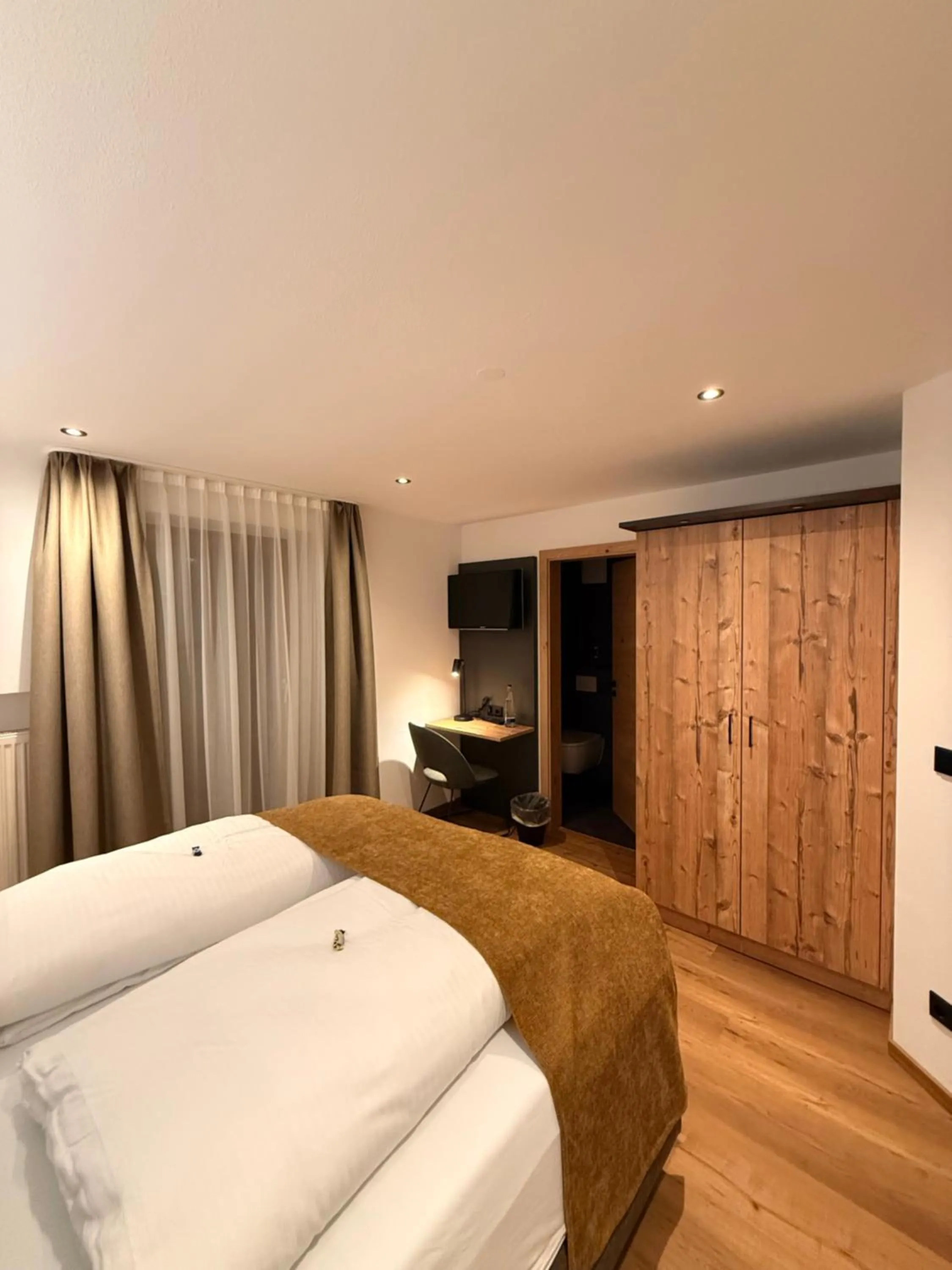 Bed in Gasthof Und Hotel Maria Gern