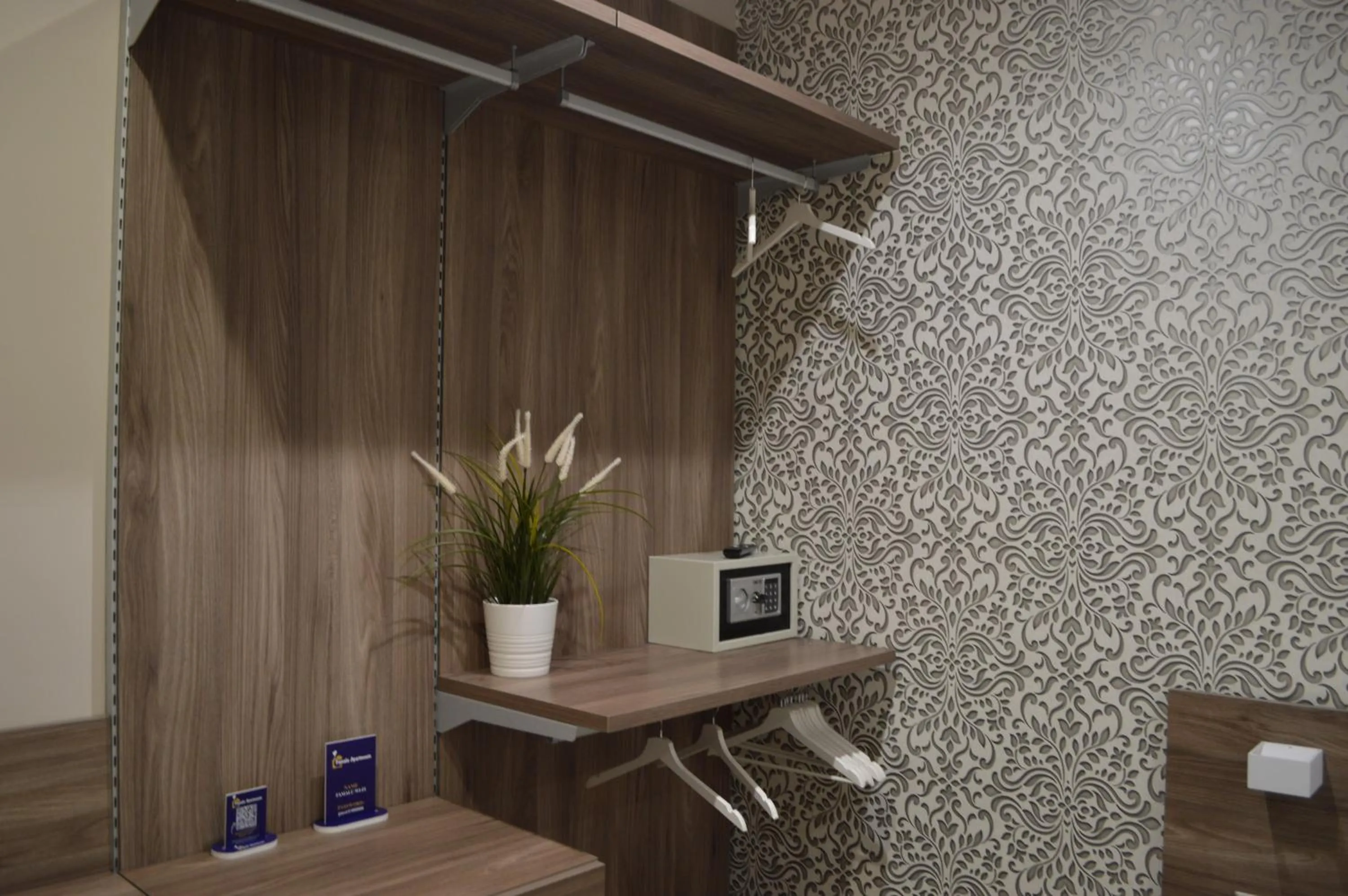 Decorative detail in Famalu apartments