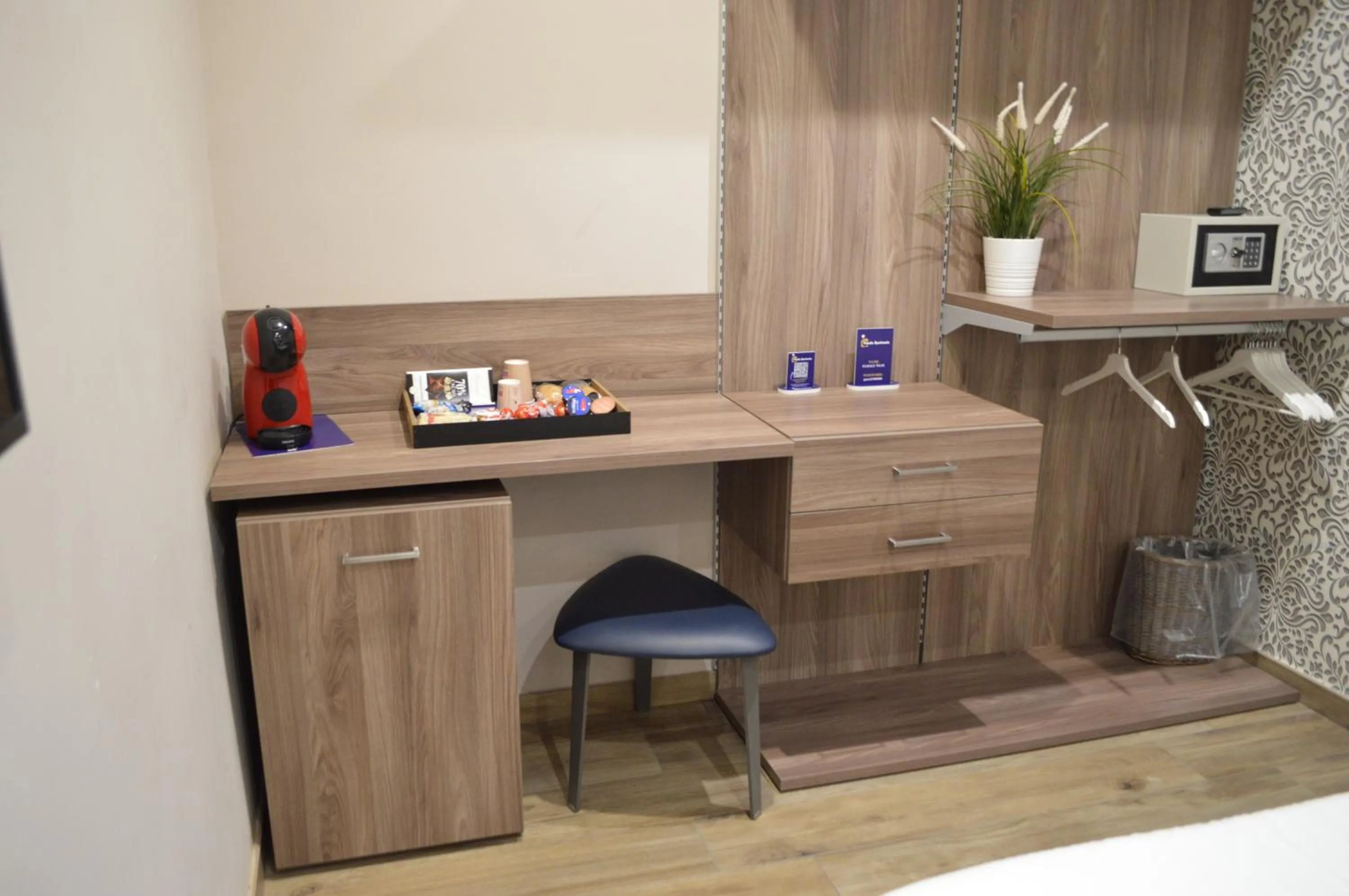 Coffee/tea facilities in Famalu apartments