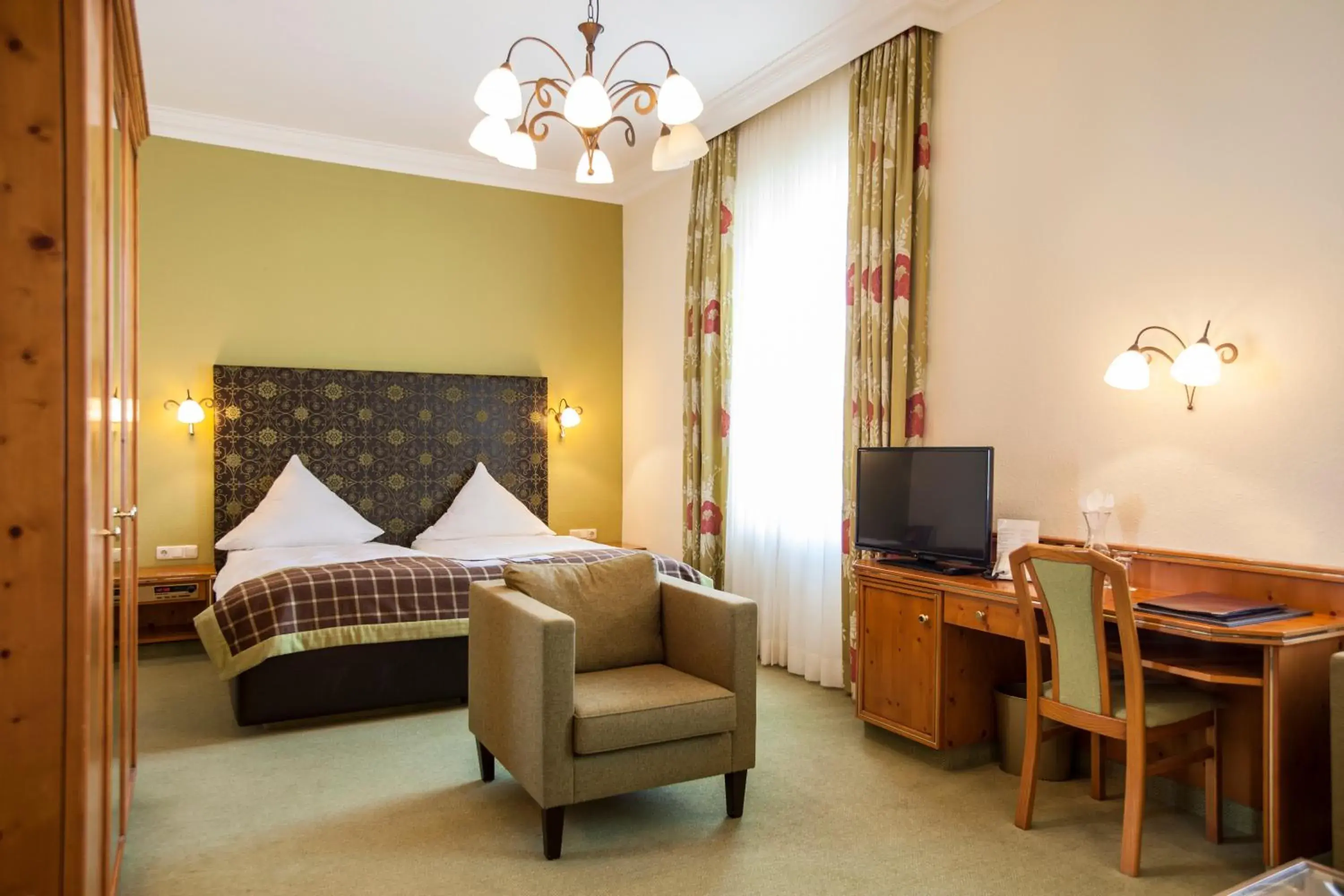 Bed in Parkhotel Traunstein Bed in Parkhotel Traunstein