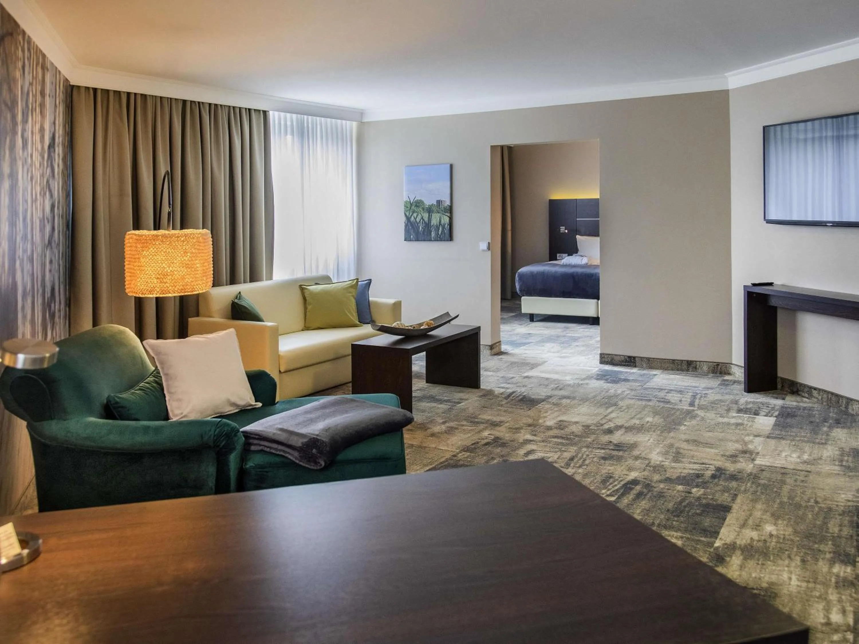 Photo of the whole room, Bed in Mercure Hotel Hagen