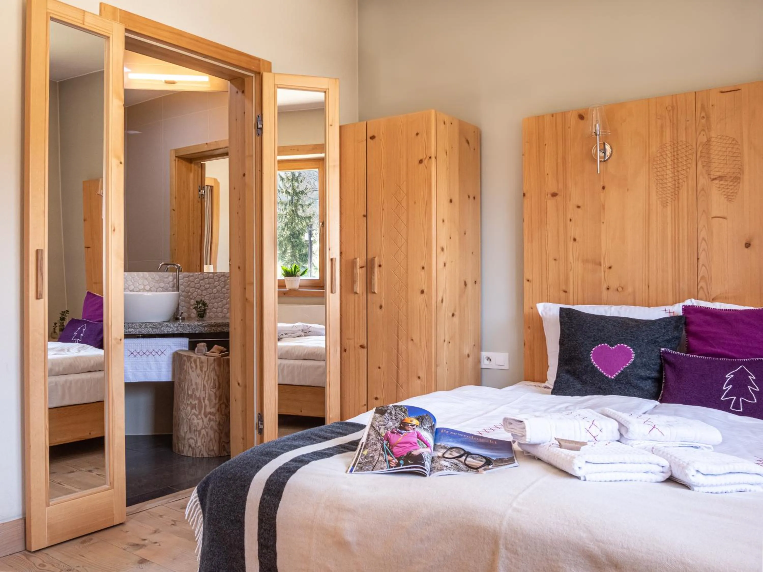 Bedroom, Bed in Willa Mirwa