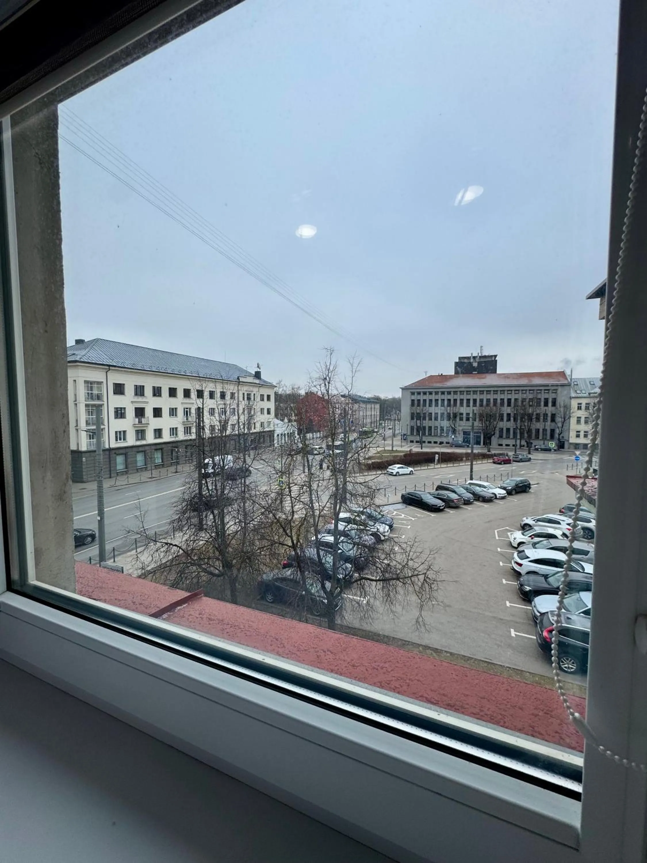 City view in Grey apartments "Easy Kaunas"