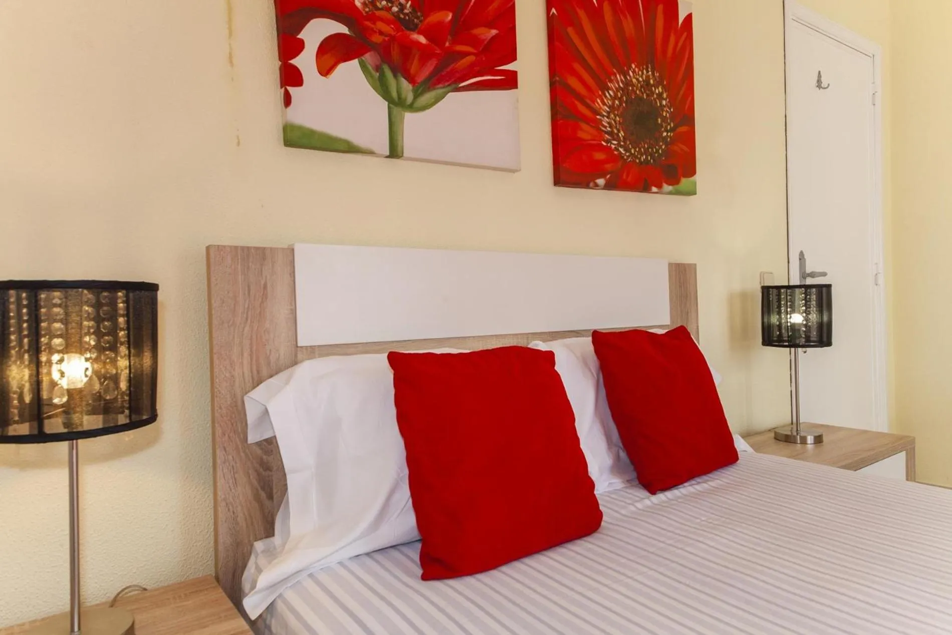 Floor plan in B17 - The Stunning Seaview Apartment