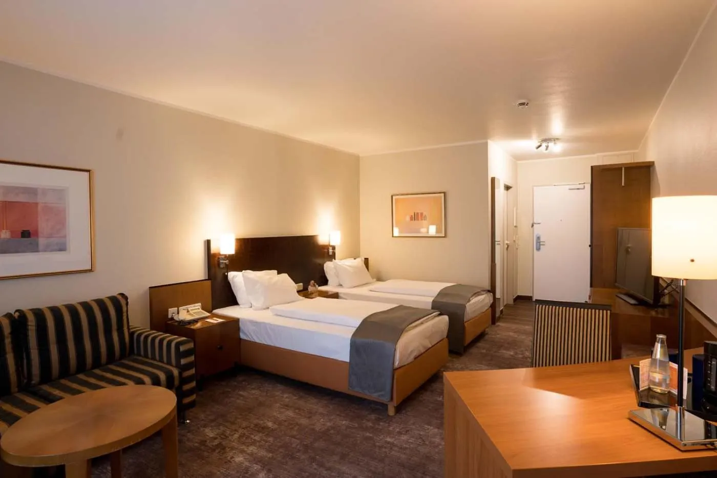 Photo of the whole room, Bed in Hotel Fulda Mitte