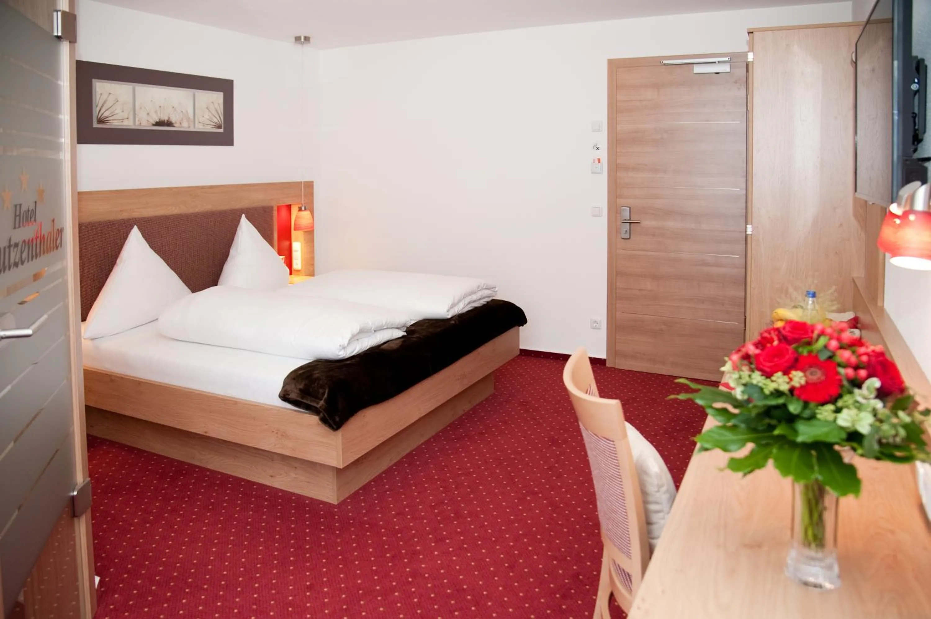 Photo of the whole room in Hotel Hutzenthaler