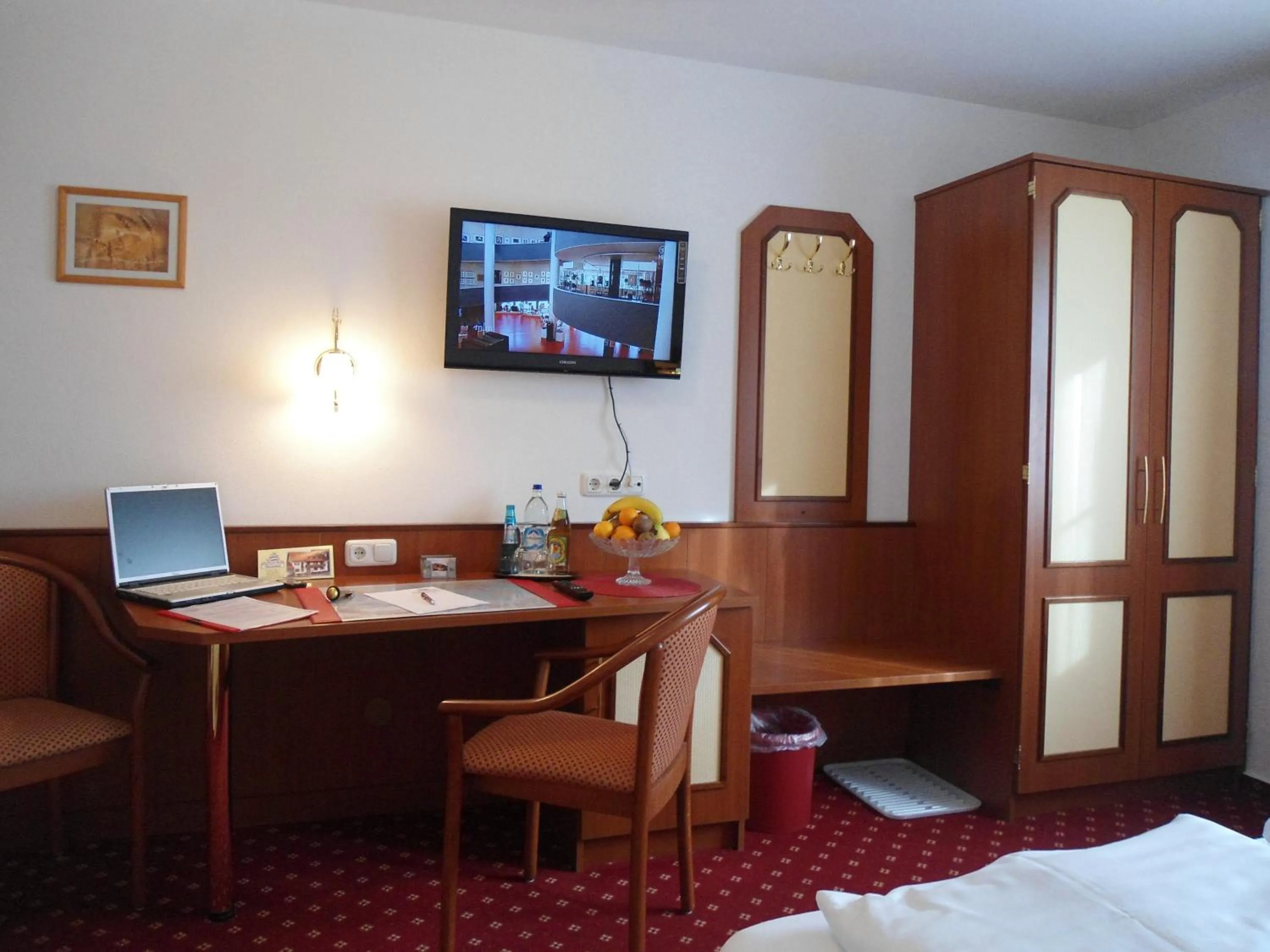 Photo of the whole room in Hotel Hutzenthaler