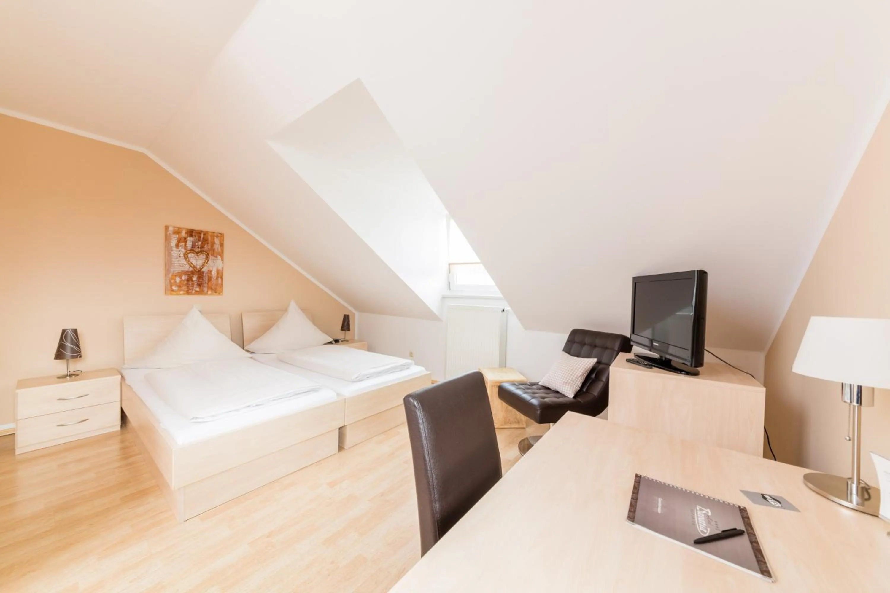 Photo of the whole room, Bed in Hotel Bavaria