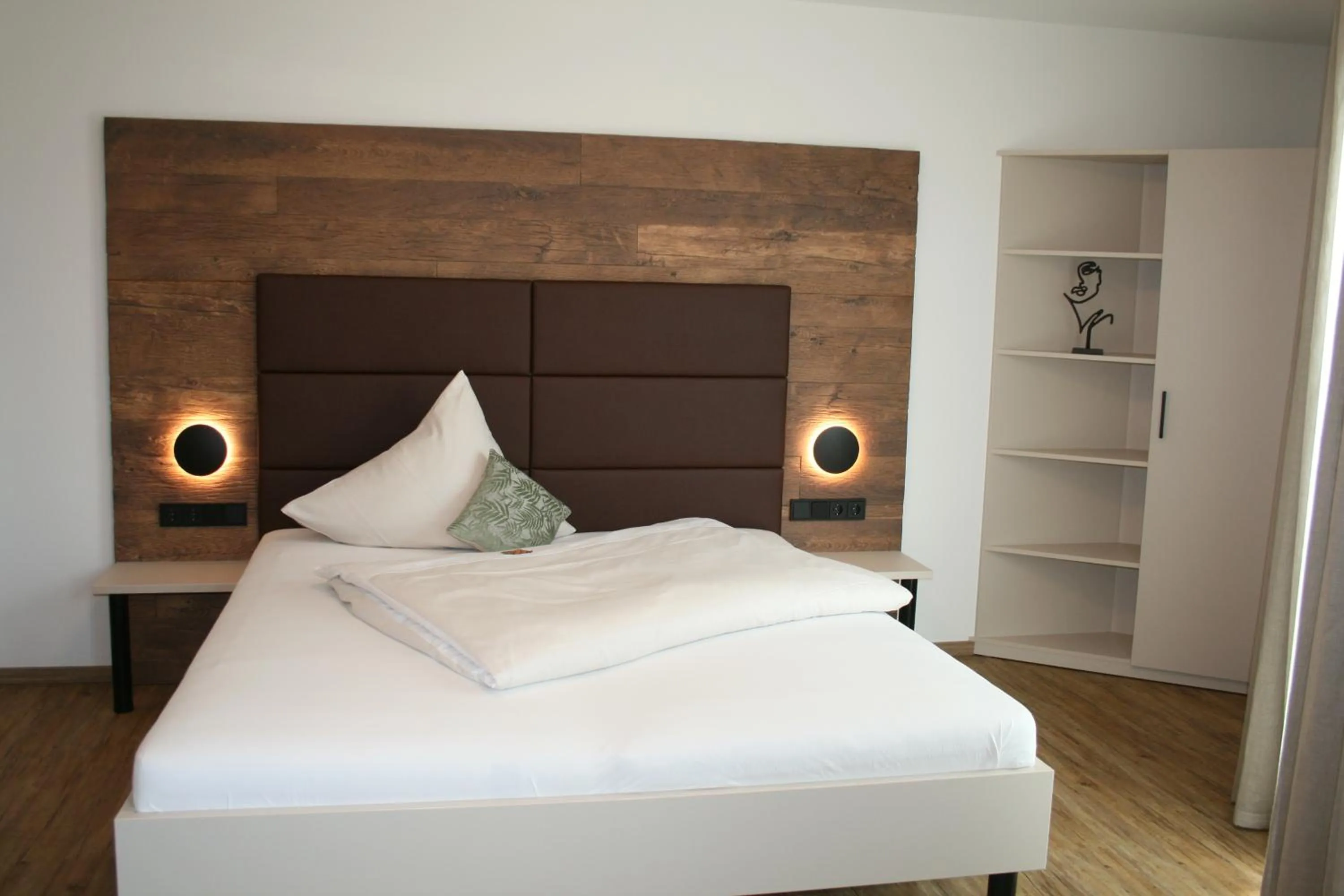 Staff, Bed in Hotel Bavaria