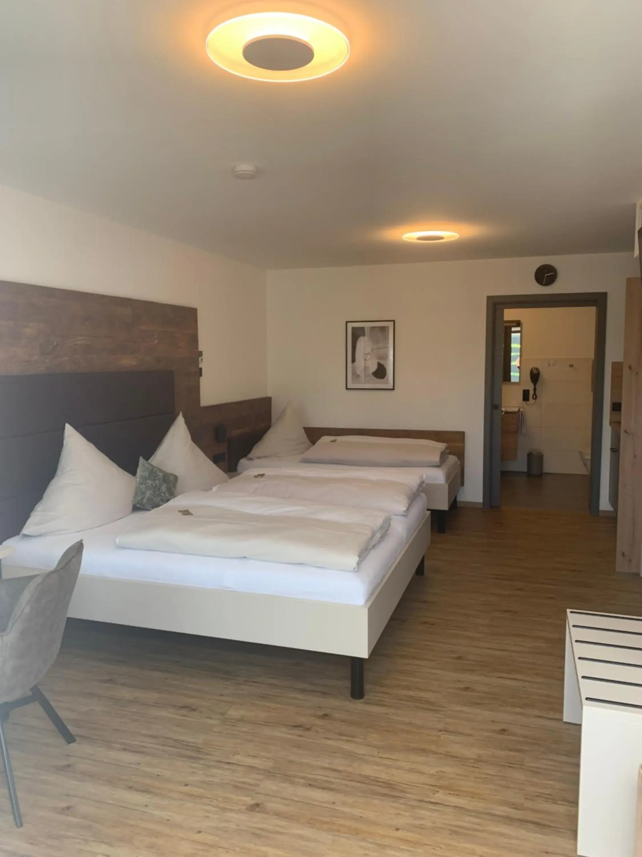 Photo of the whole room, Bed in Hotel Bavaria Photo of the whole room, Bed in Hotel Bavaria