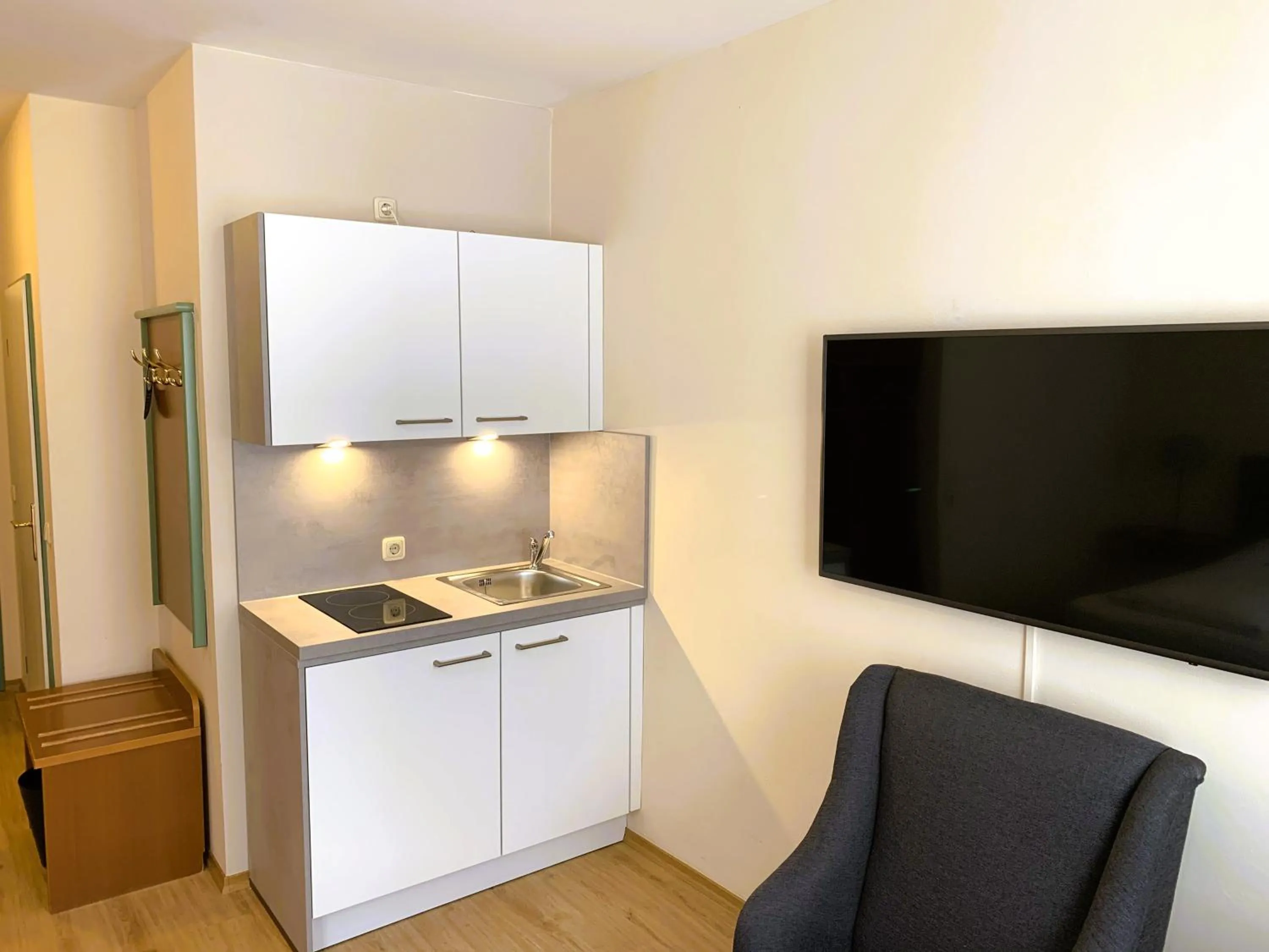 kitchen in Boardinghouse Hotel Münchner Hof Pfarrkirchen