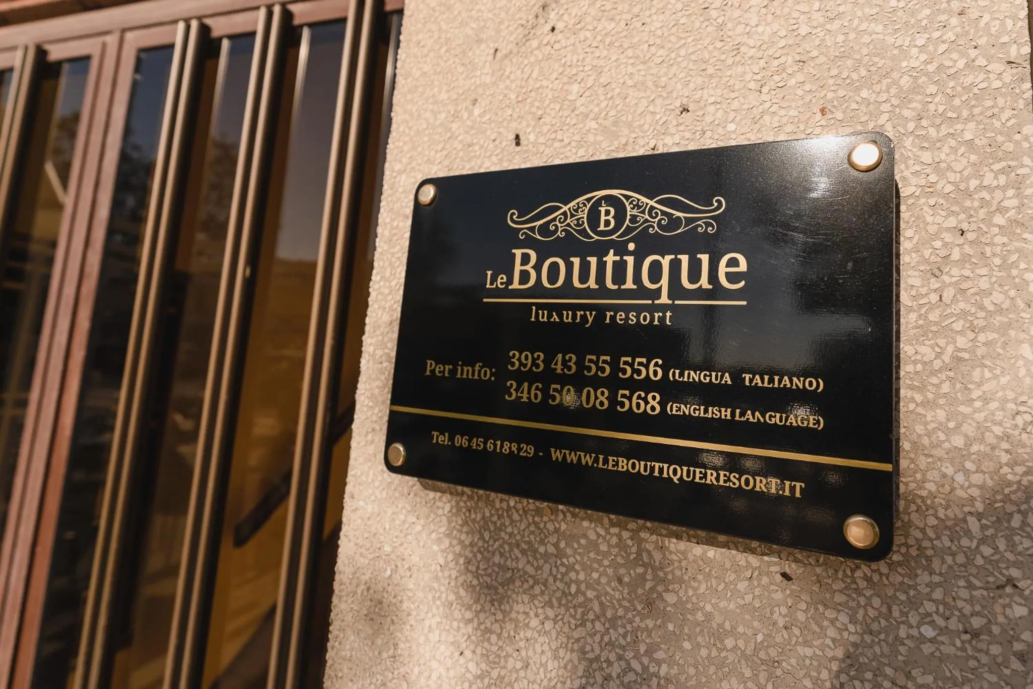 Le Boutique Luxury Rooms diffused in Historic Center