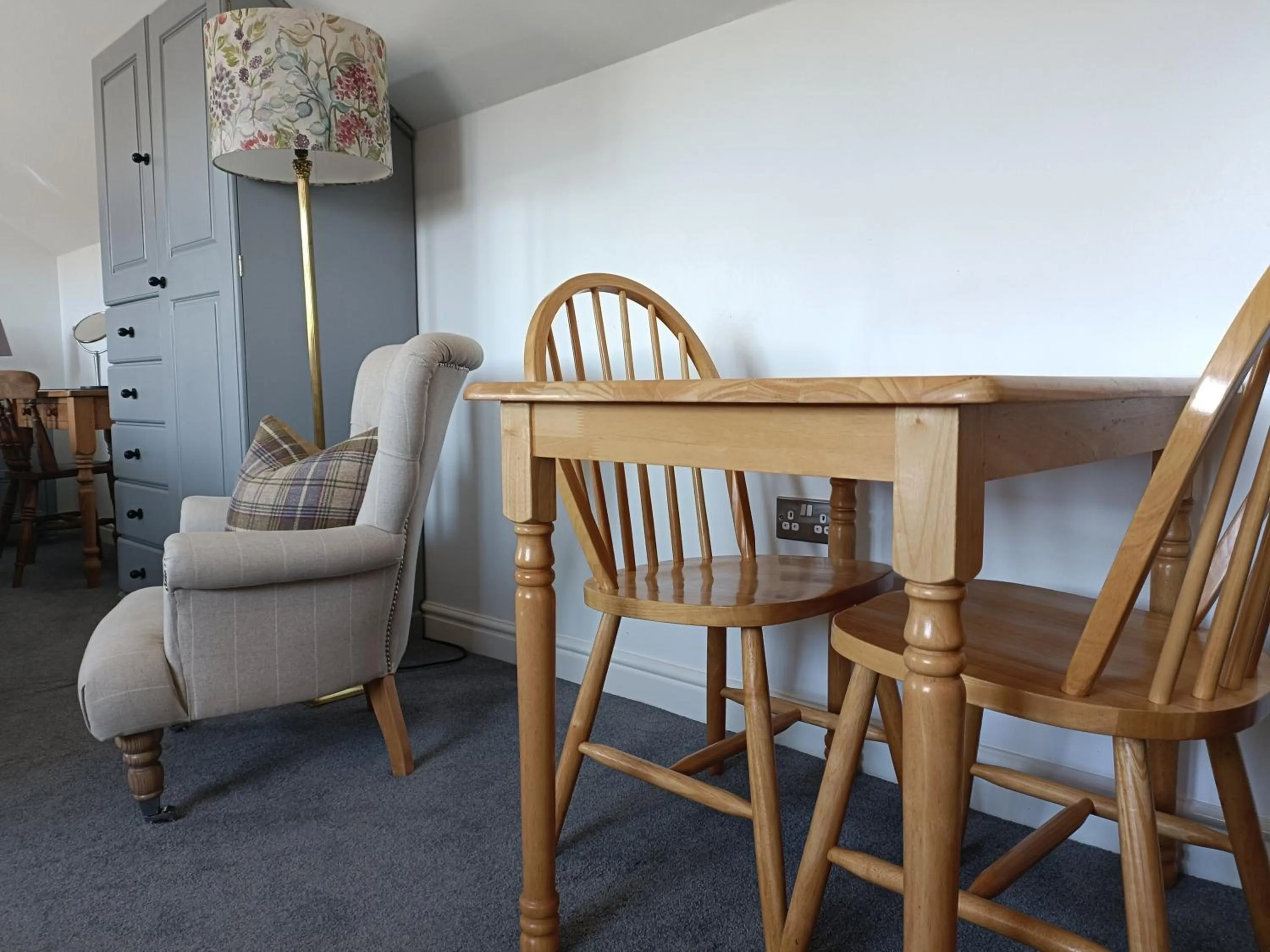 Seating area in Keepers Retreat