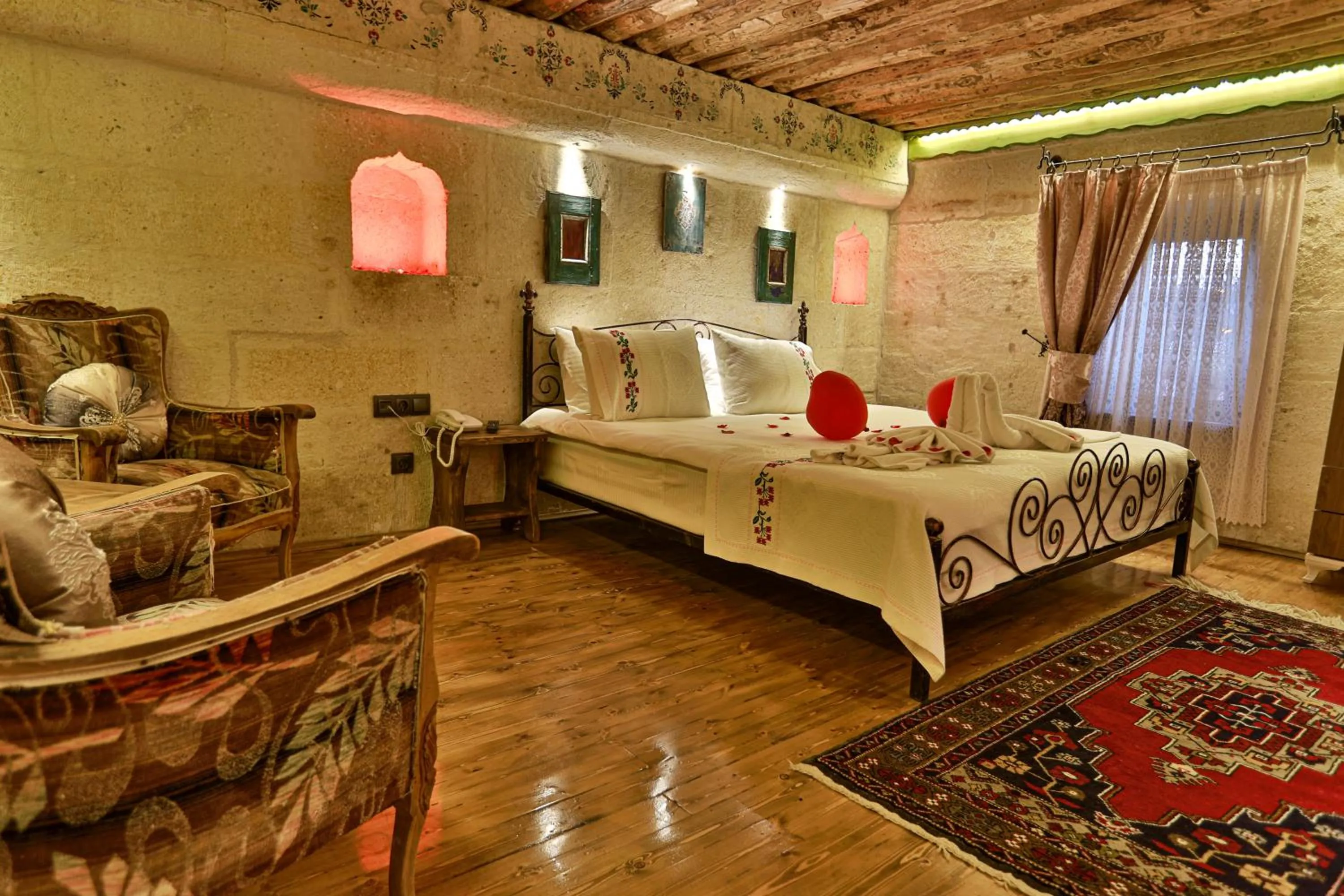 Bed in Casia Cave Suites