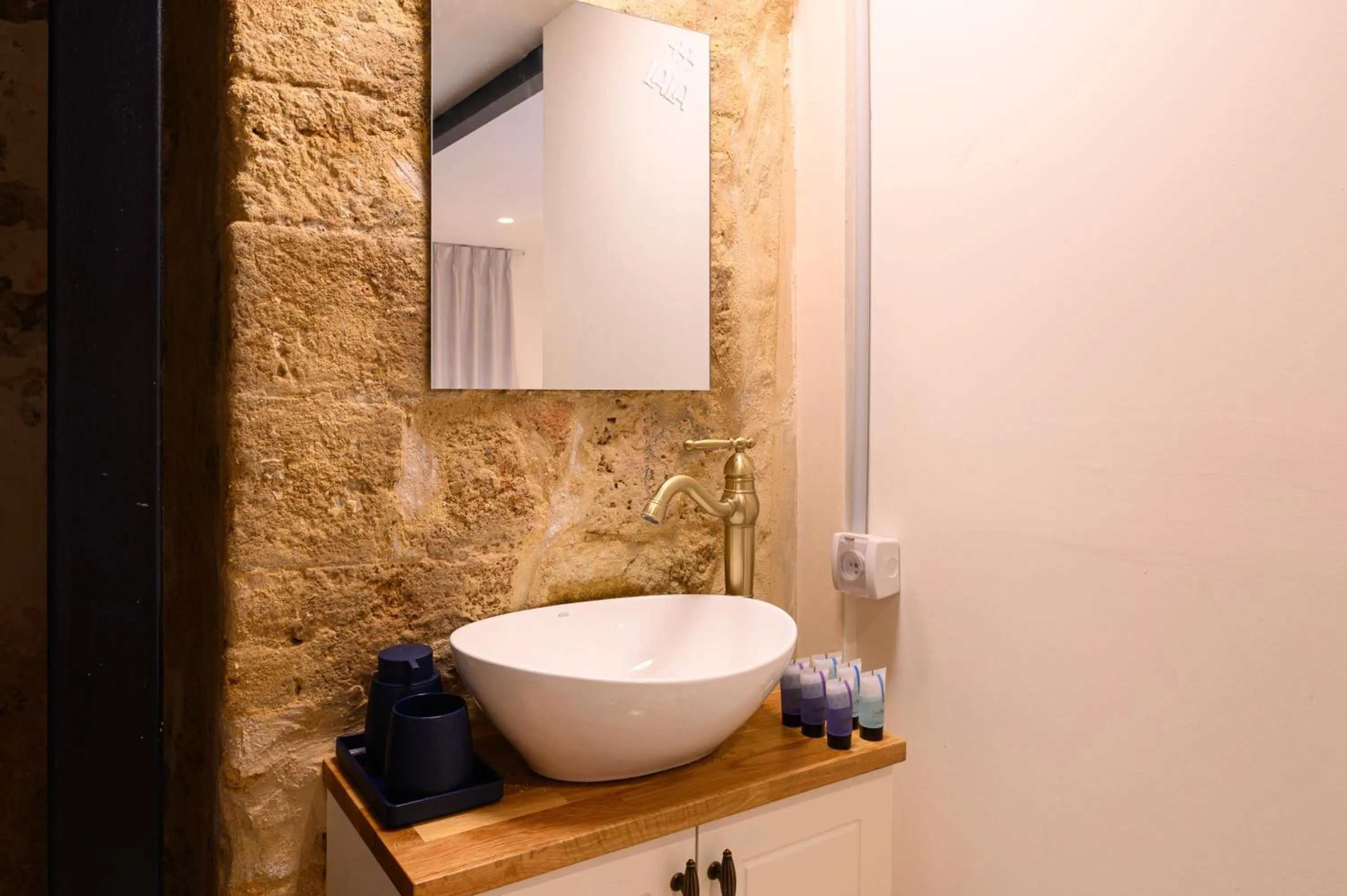 Bathroom in Tel-Aviv LALA Boutique Hotel