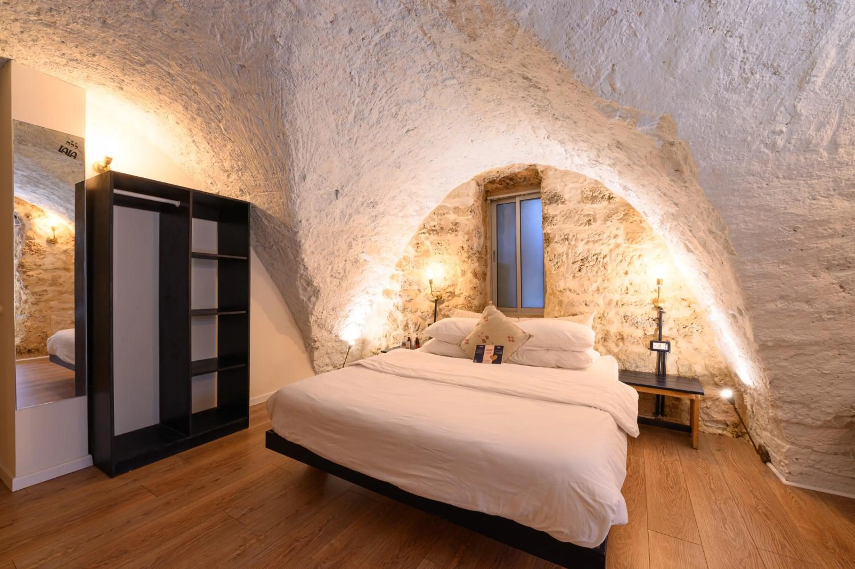 Bed in Tel-Aviv LALA Boutique Hotel