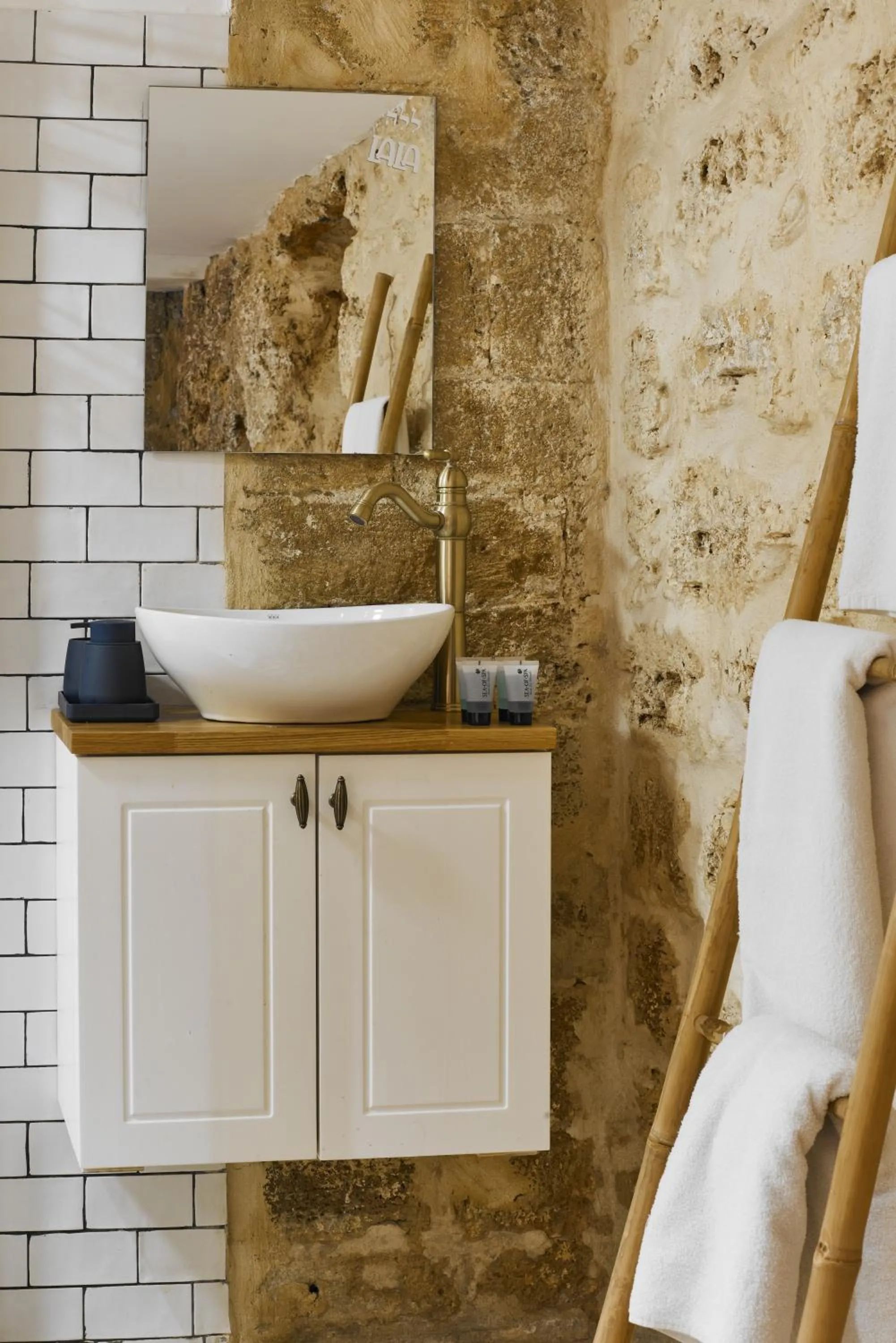 Bathroom in Tel-Aviv LALA Boutique Hotel