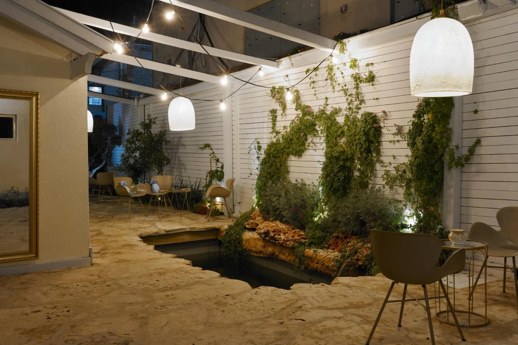 Patio in Tel-Aviv LALA Boutique Hotel