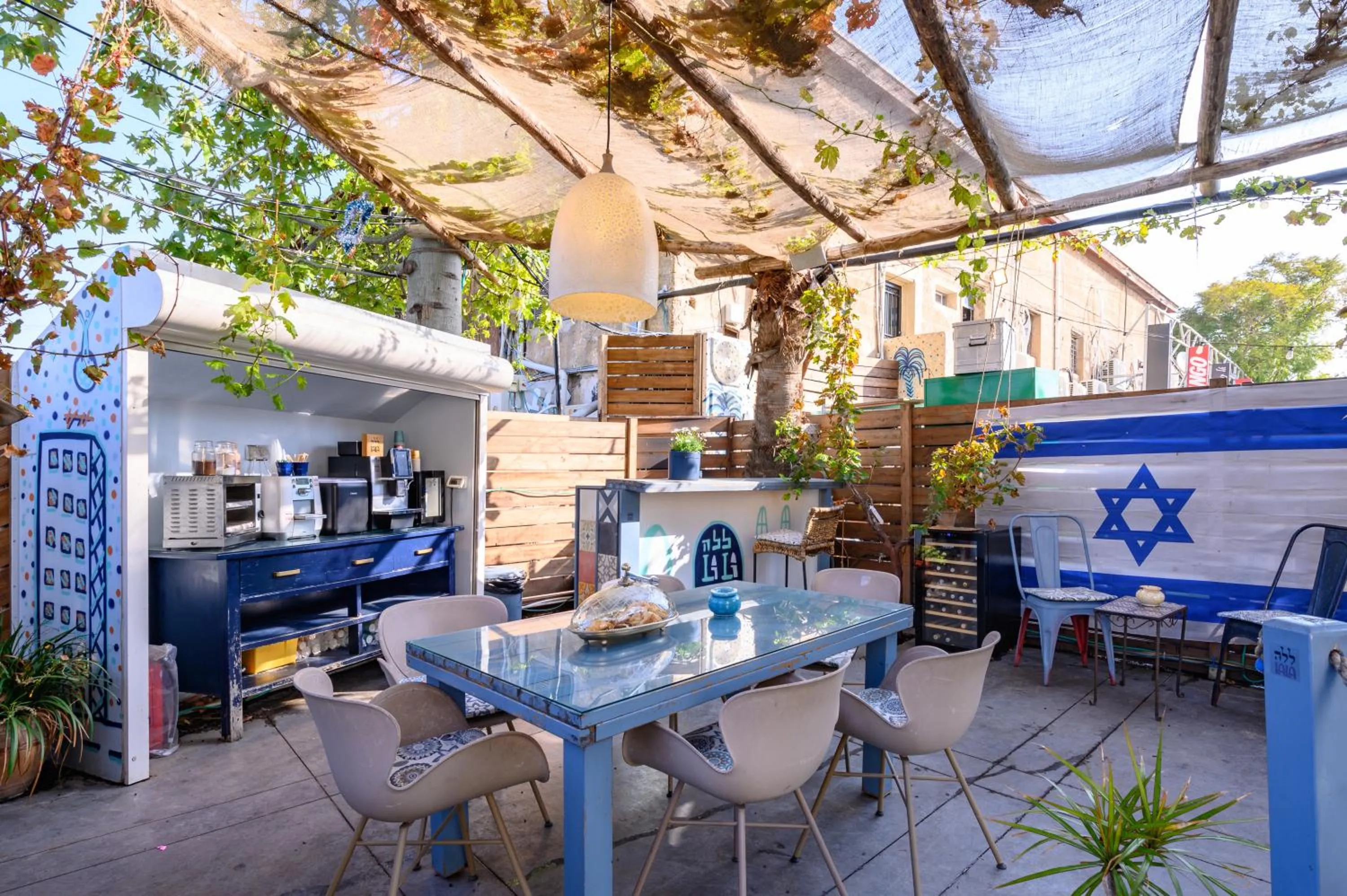 Garden in Tel-Aviv LALA Boutique Hotel