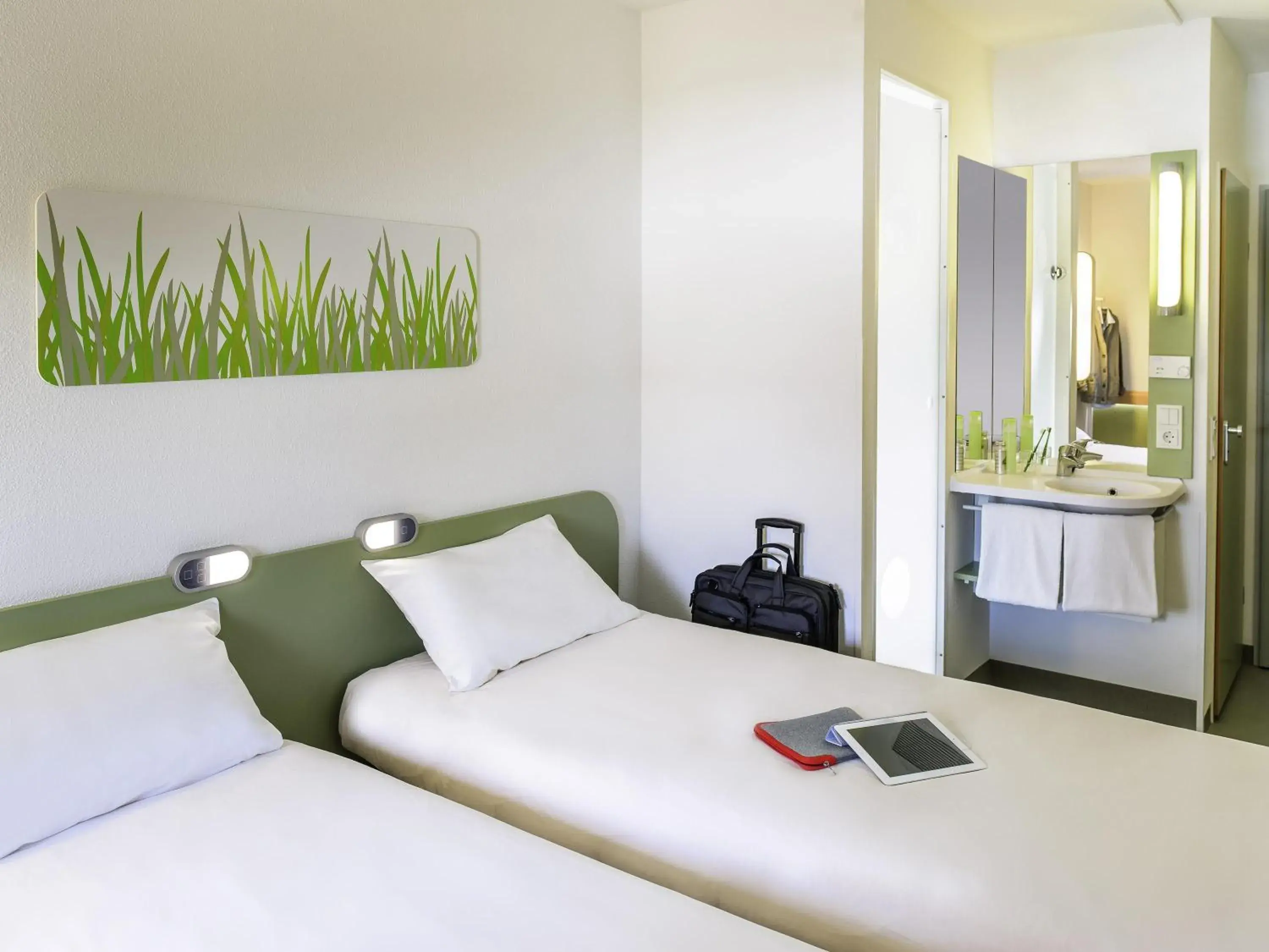 Standard Twin Room in ibis budget Muenchen Putzbrunn Standard Twin Room in ibis budget Muenchen Putzbrunn