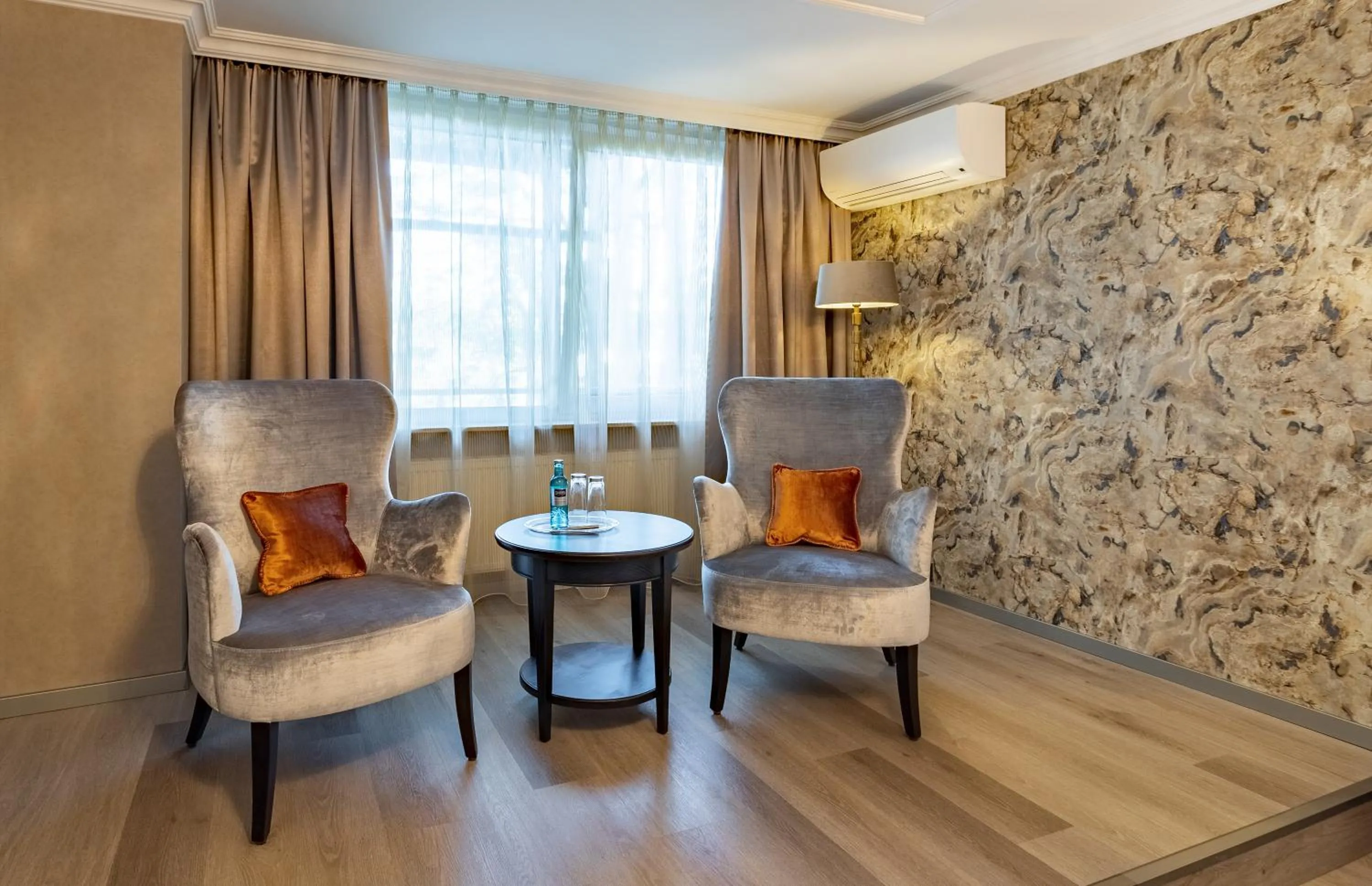 Seating area in Villa Westend Hotel an der Messe