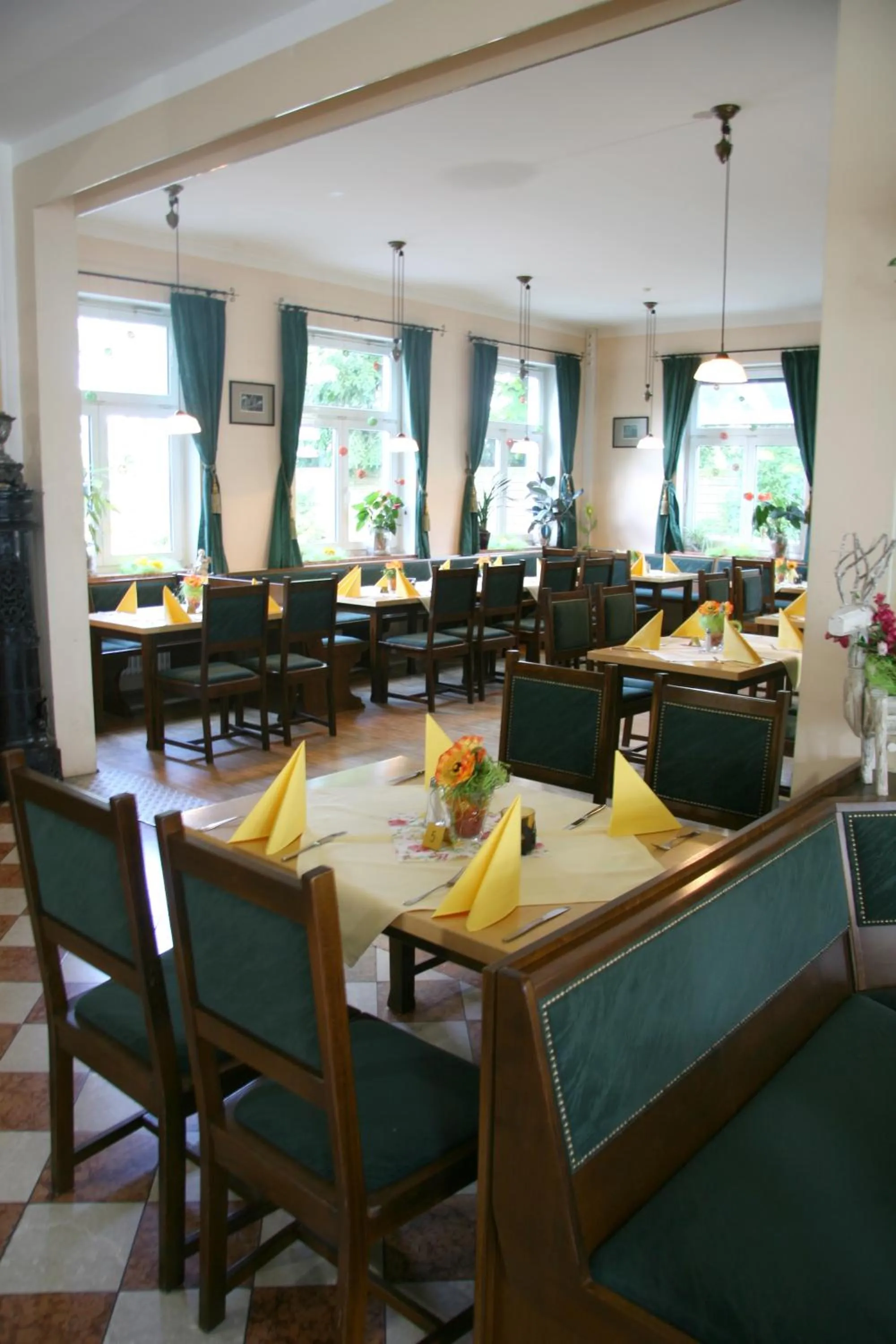Restaurant/places to eat in Hotel-Gasthof Eberherr