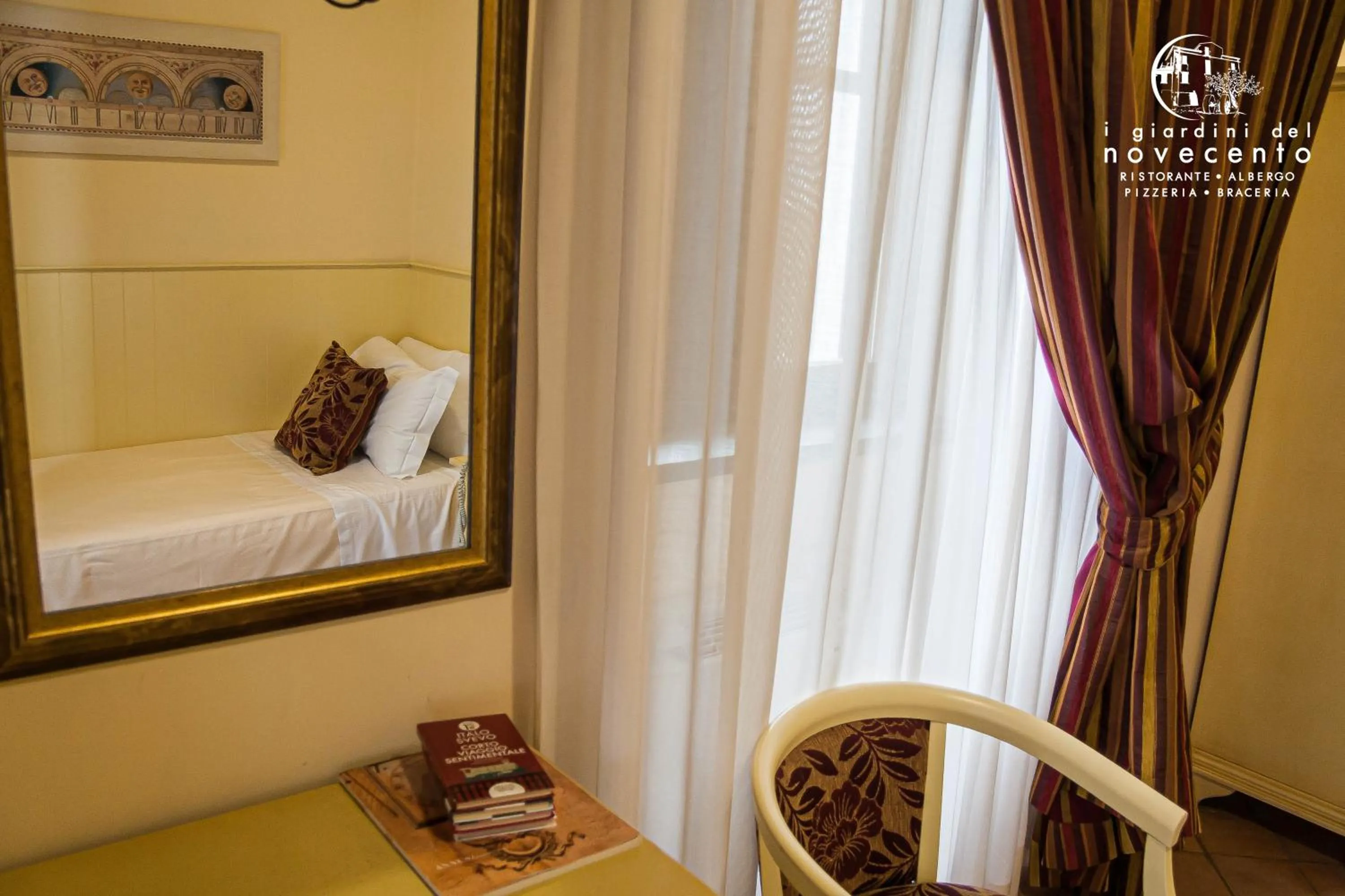 Bed in I Giardini del Novecento