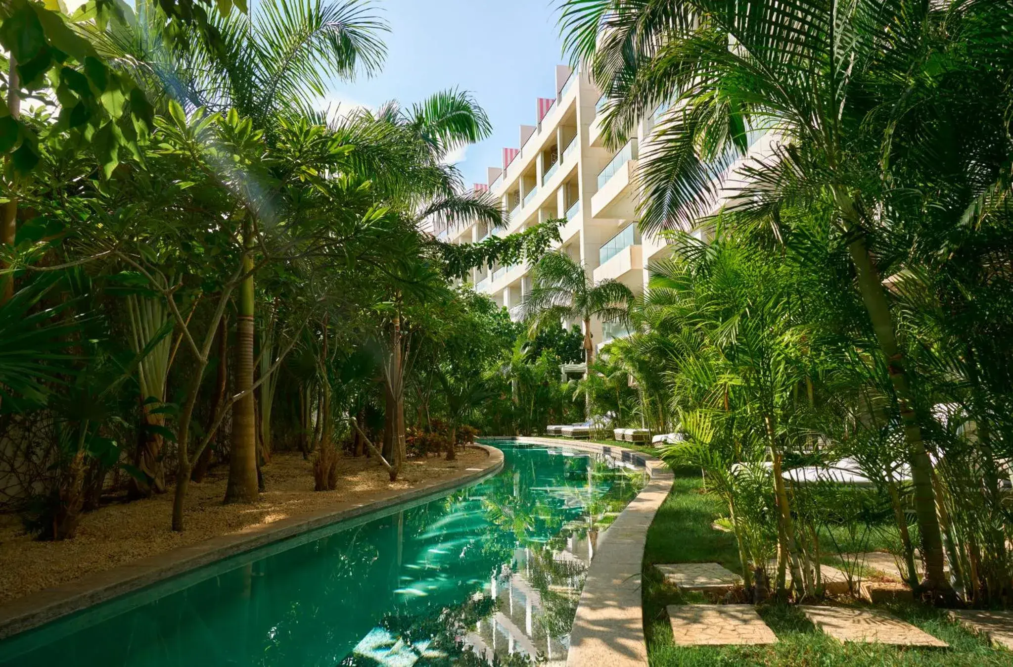 Property building in SLS Playa Mujeres - ALL Inclusive Collection Property building in SLS Playa Mujeres - ALL Inclusive Collection