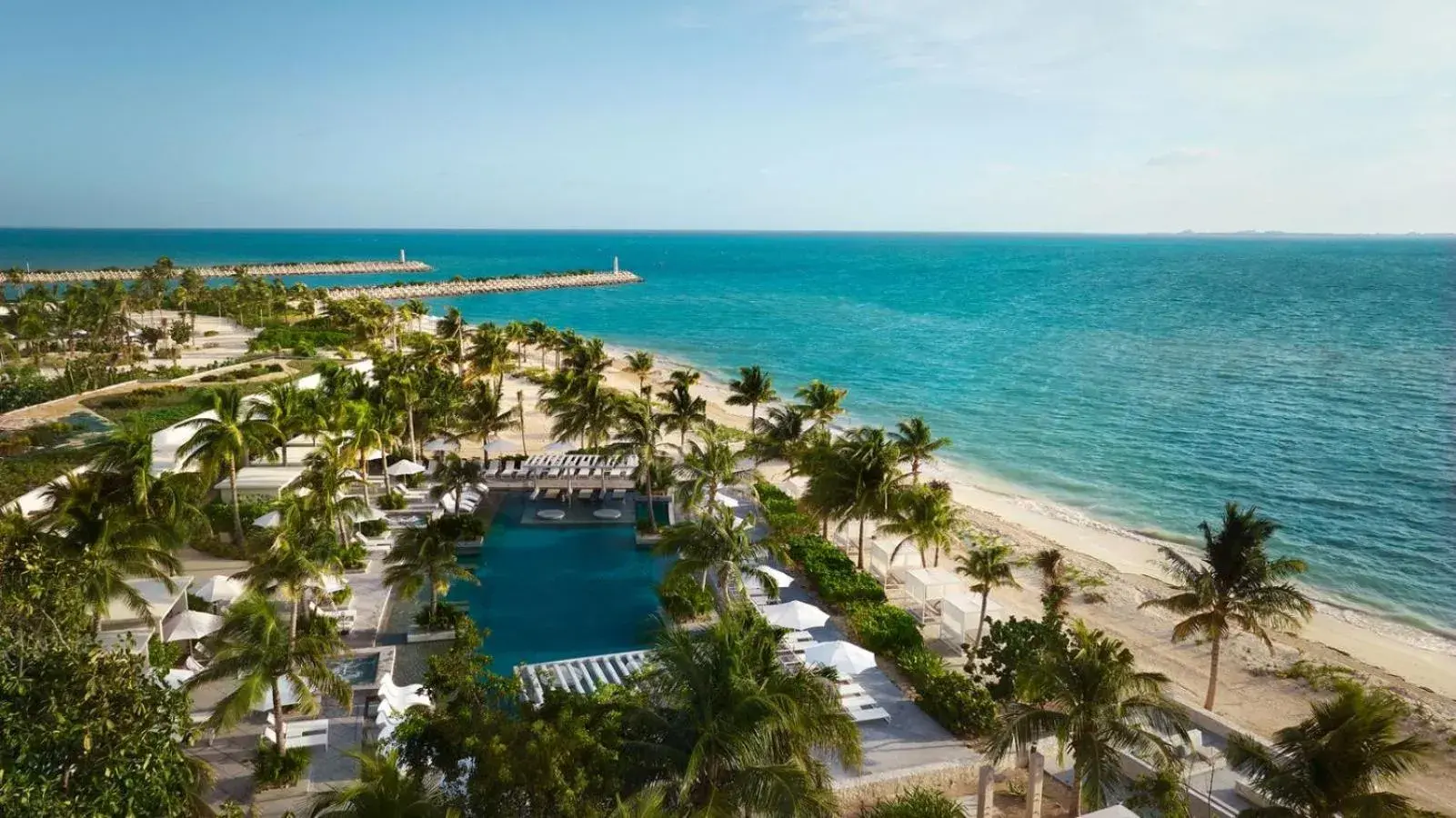 Property building in SLS Playa Mujeres - ALL Inclusive Collection Property building in SLS Playa Mujeres - ALL Inclusive Collection
