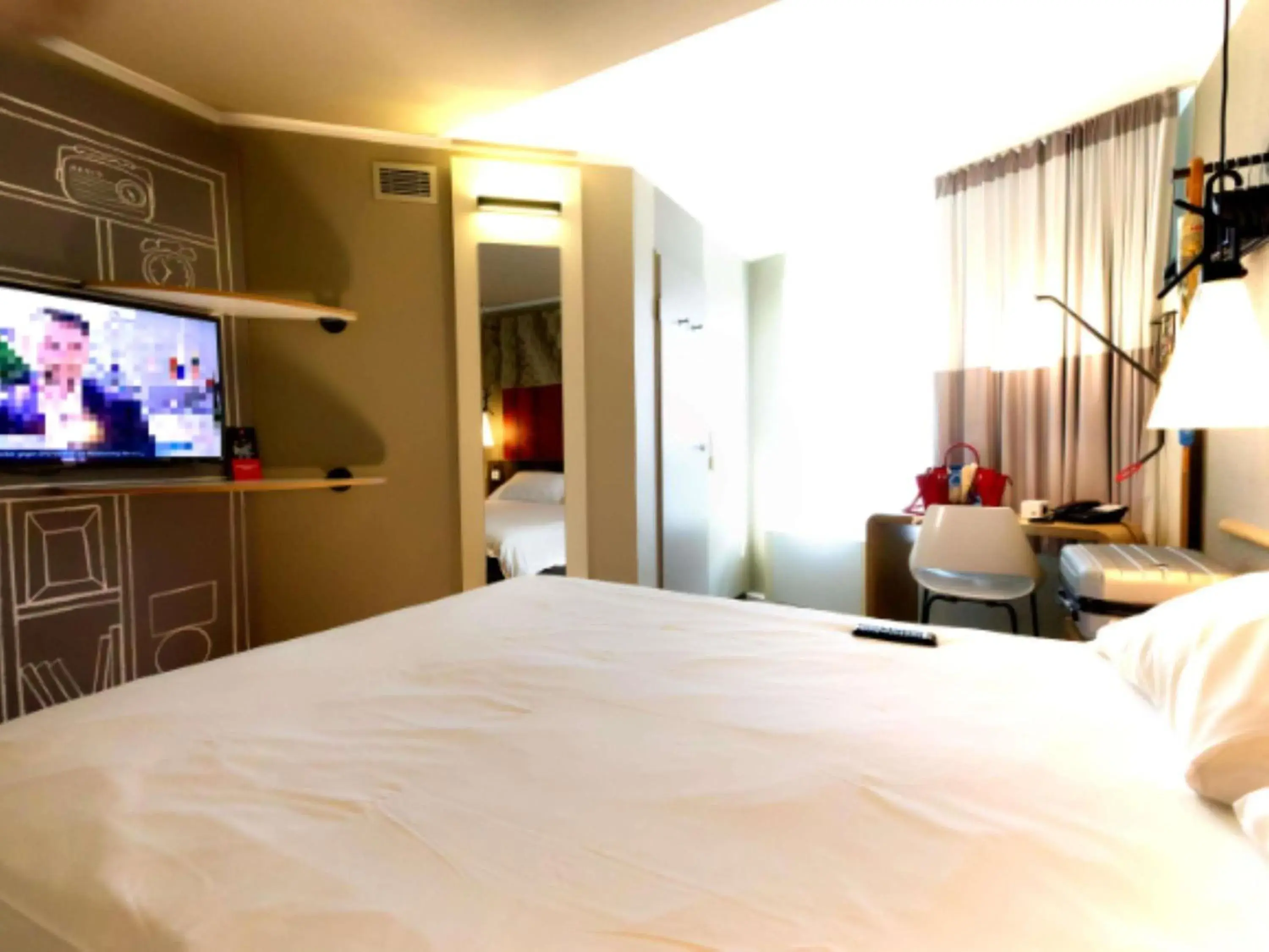 Bedroom, Bed in ibis Köln Centrum Bedroom, Bed in ibis Köln Centrum