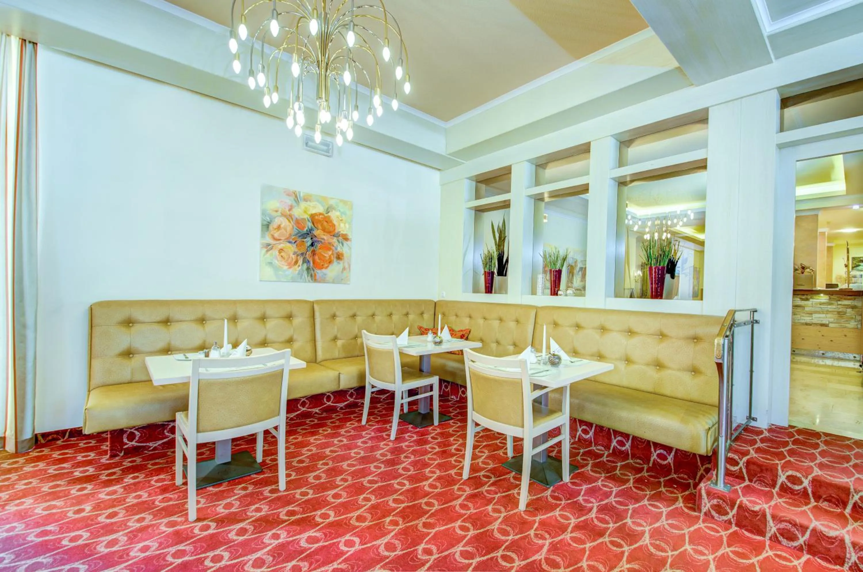 Dining area in PTI Hotel Eichwald