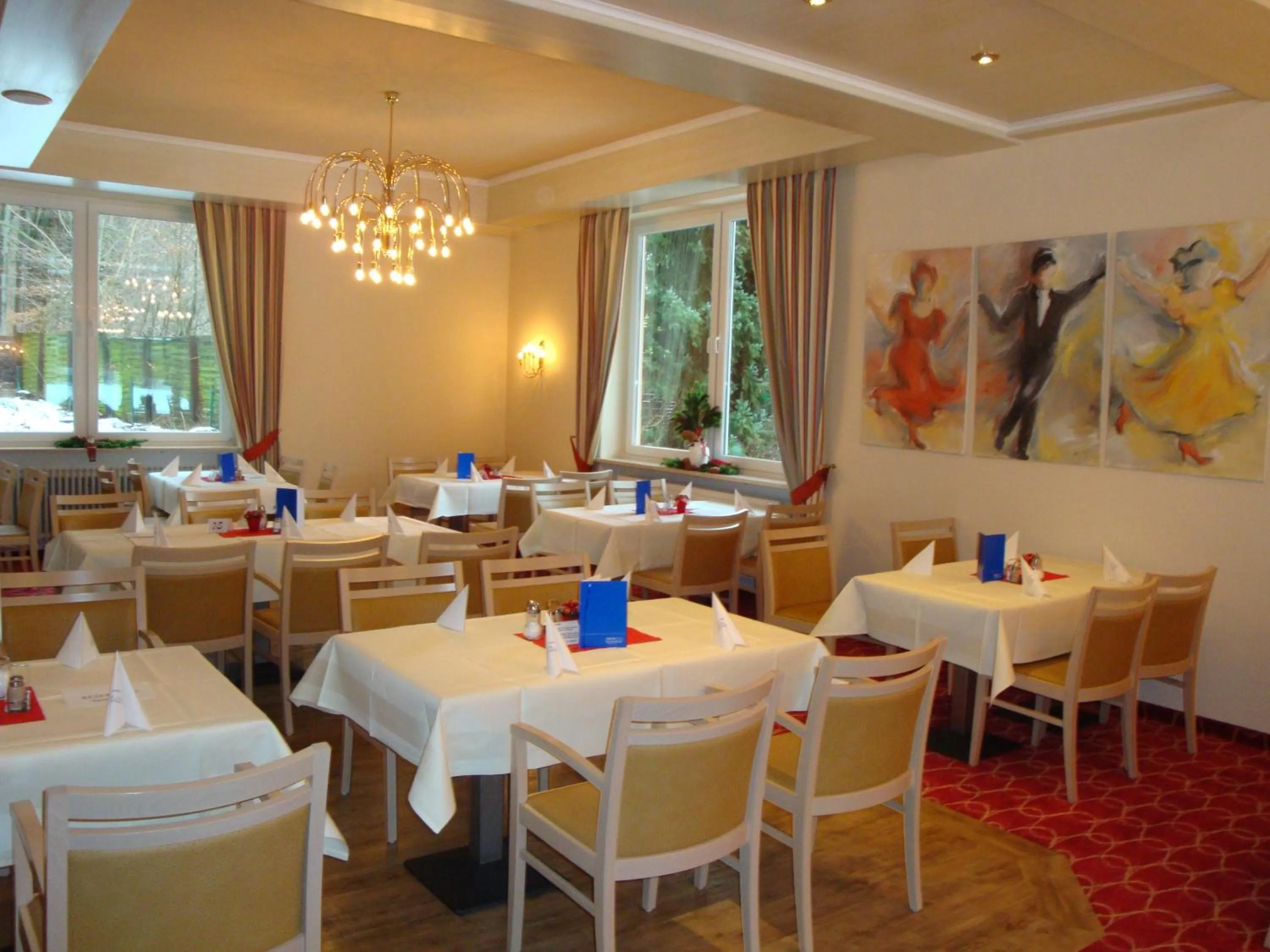 Restaurant/places to eat in PTI Hotel Eichwald