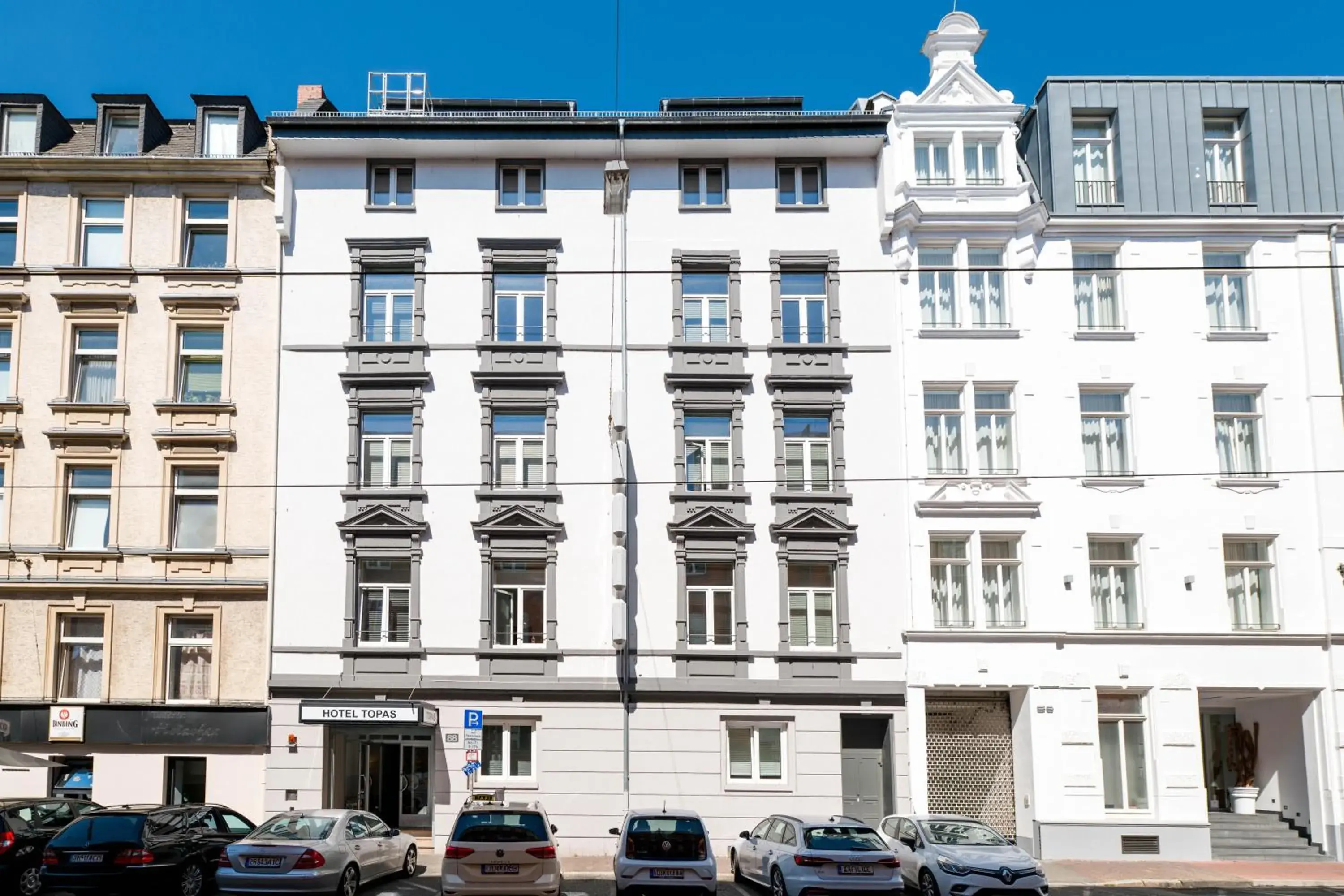 Property building in Hotel Topas Frankfurt City Centre Property building in Hotel Topas Frankfurt City Centre