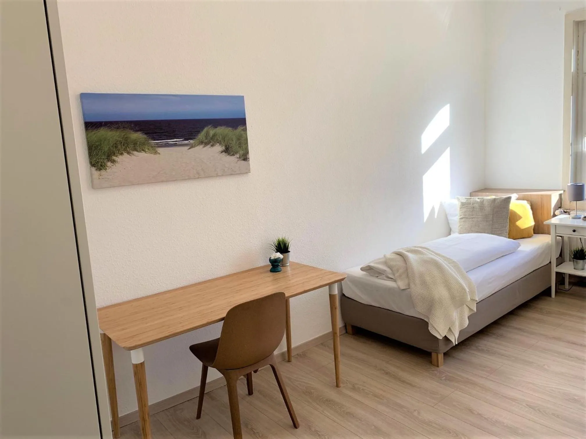 Seating area, Bed in Hotel zum Adler