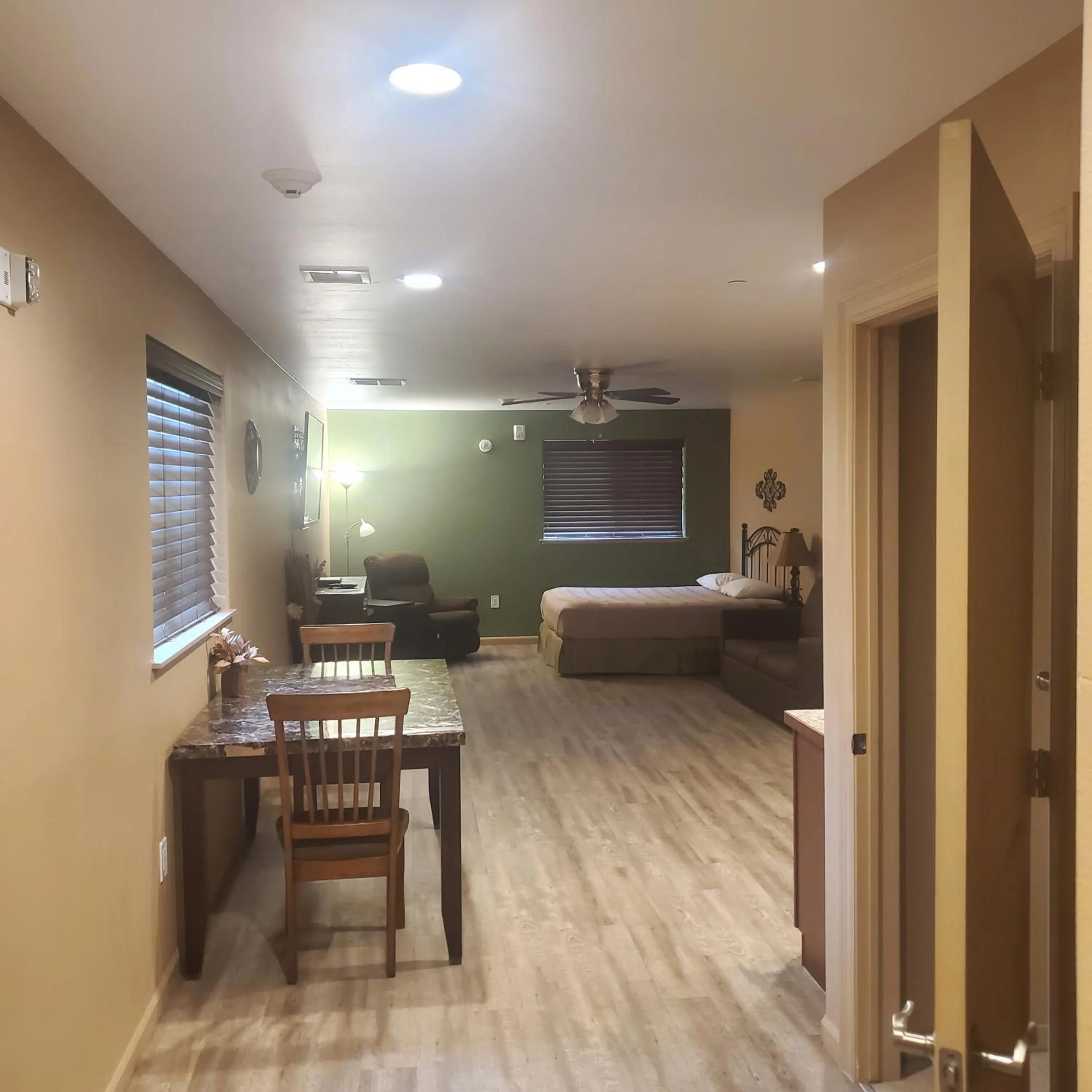 Bed in Terrace Park Inn