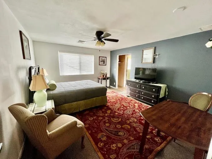 Bed in Terrace Park Inn