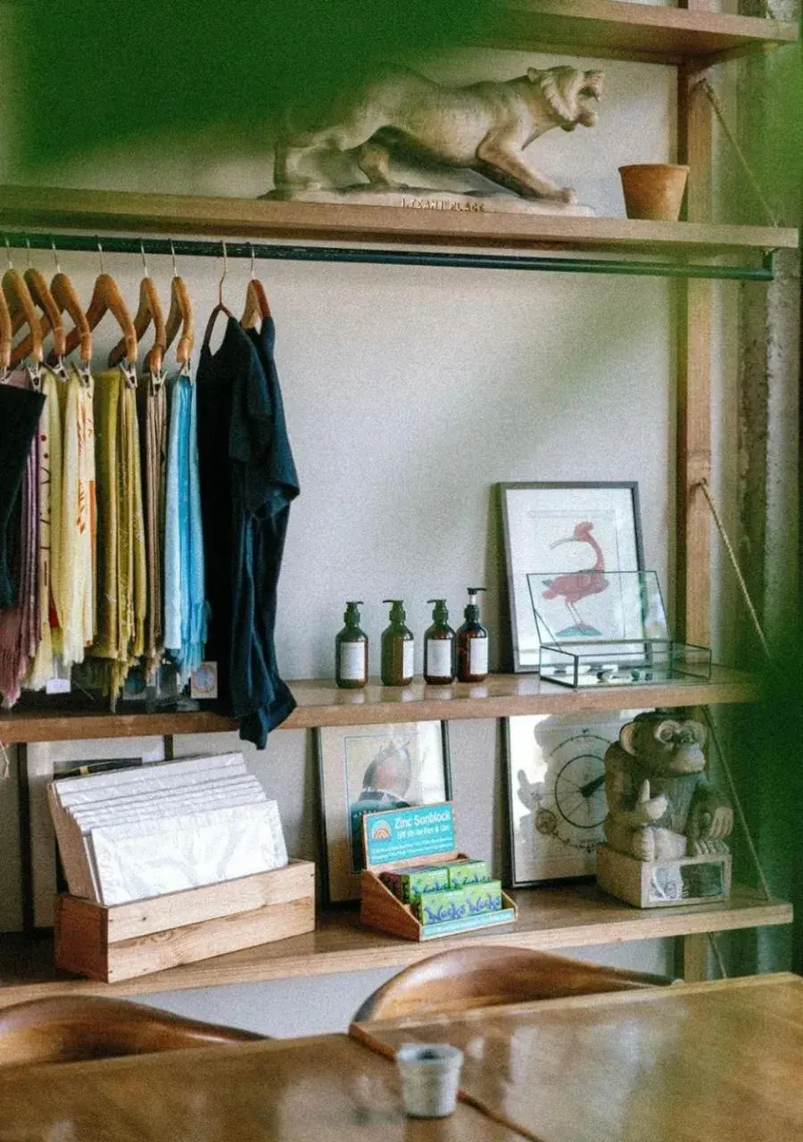 Property building in Good Mantra Studio Property building in Good Mantra Studio