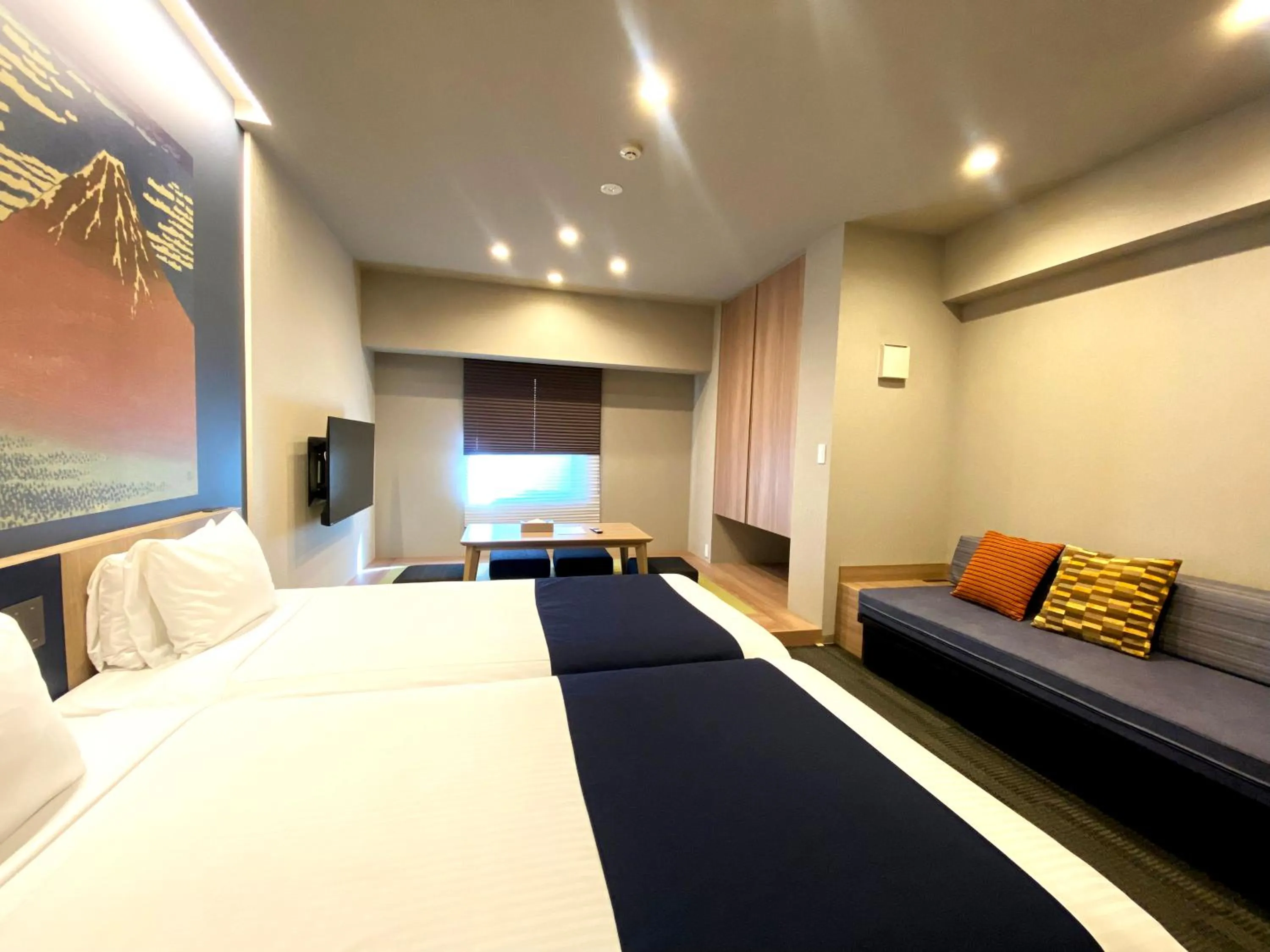 Bed in MONday Apart Ueno Shinokachimachi