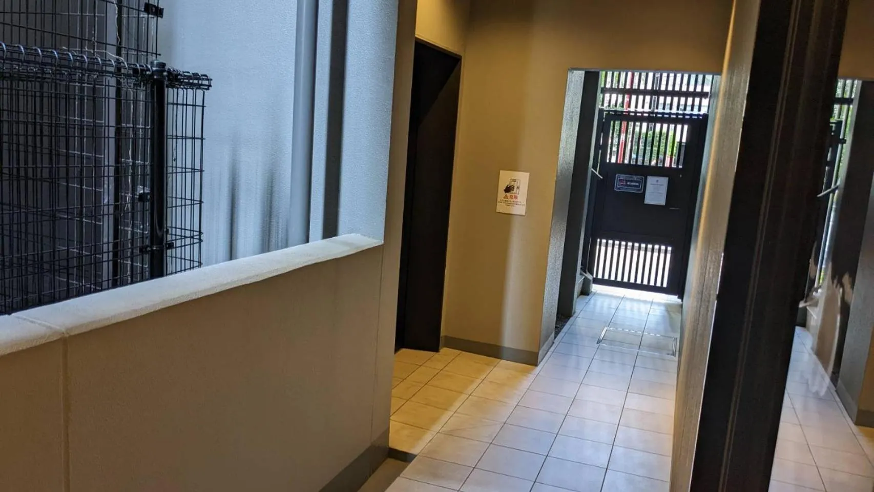 elevator in MONday Apart Ueno Shinokachimachi