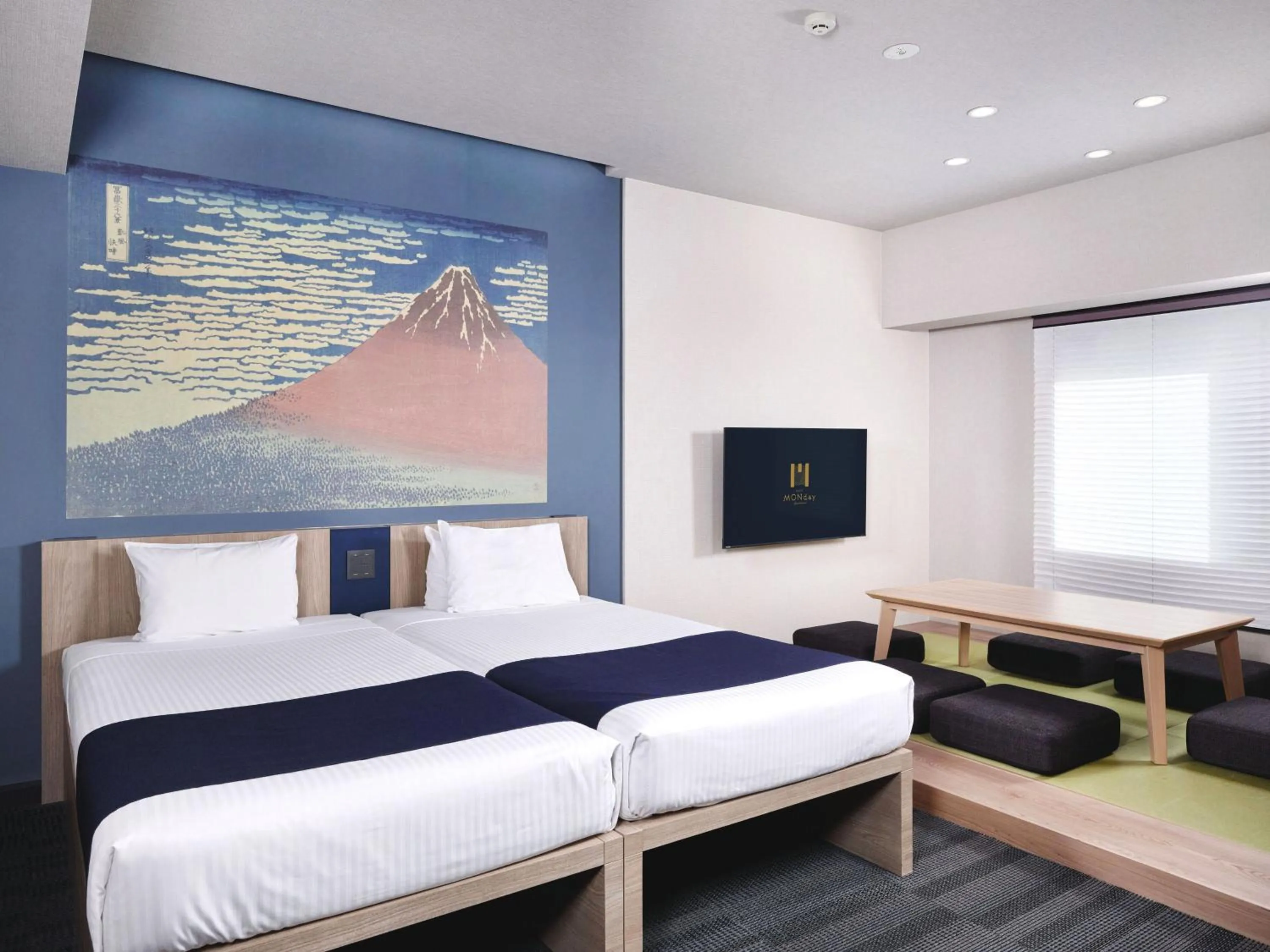 Bed in MONday Apart Ueno Shinokachimachi