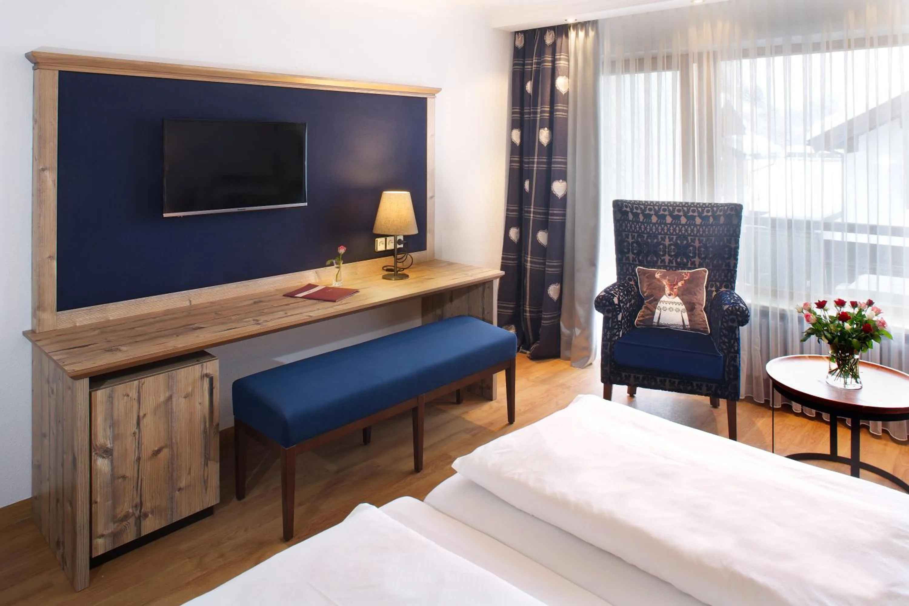 Photo of the whole room, Bed in Hotel Menning ***S