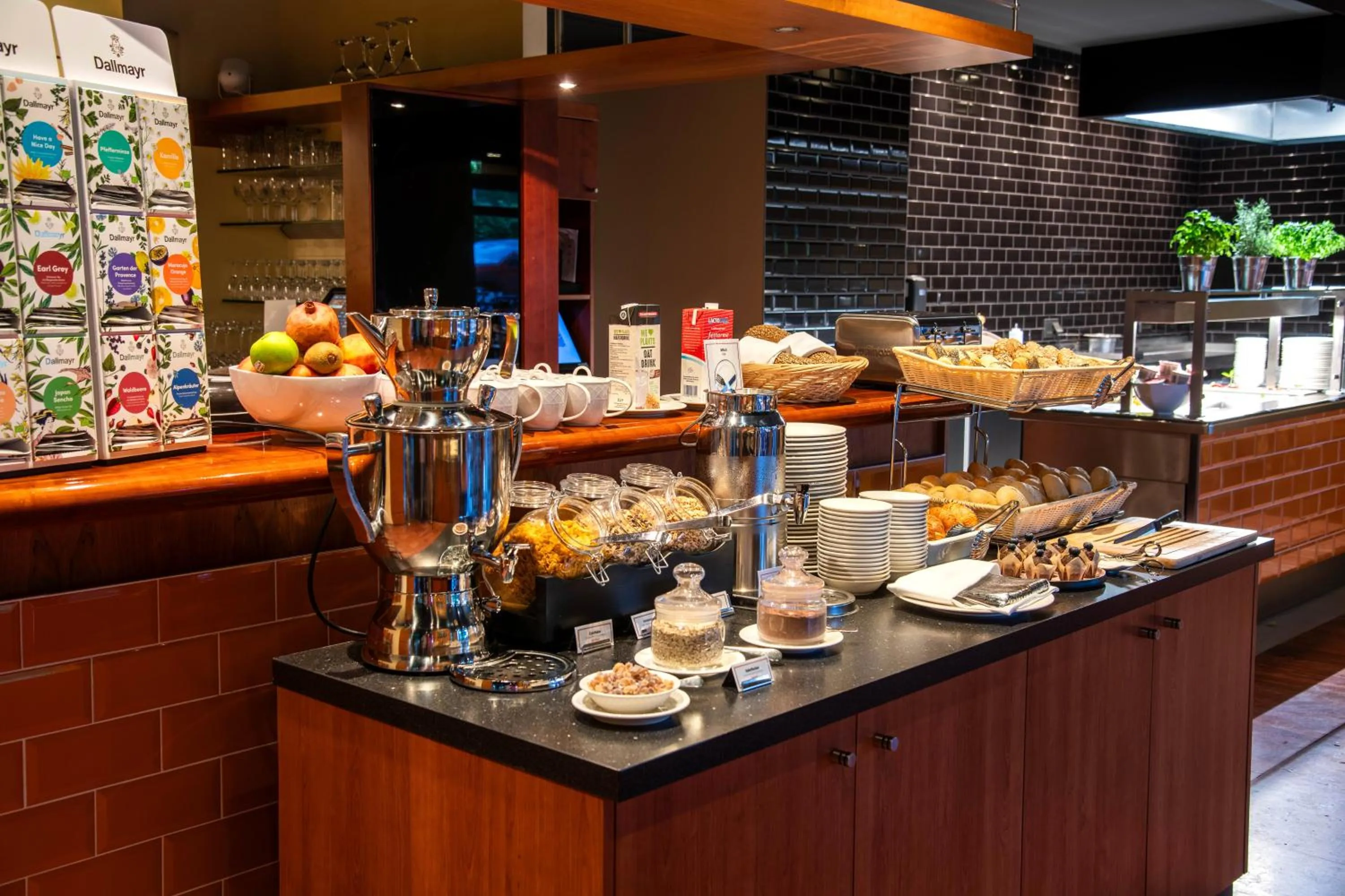 Breakfast in Best Western Premier Airporthotel Berlin