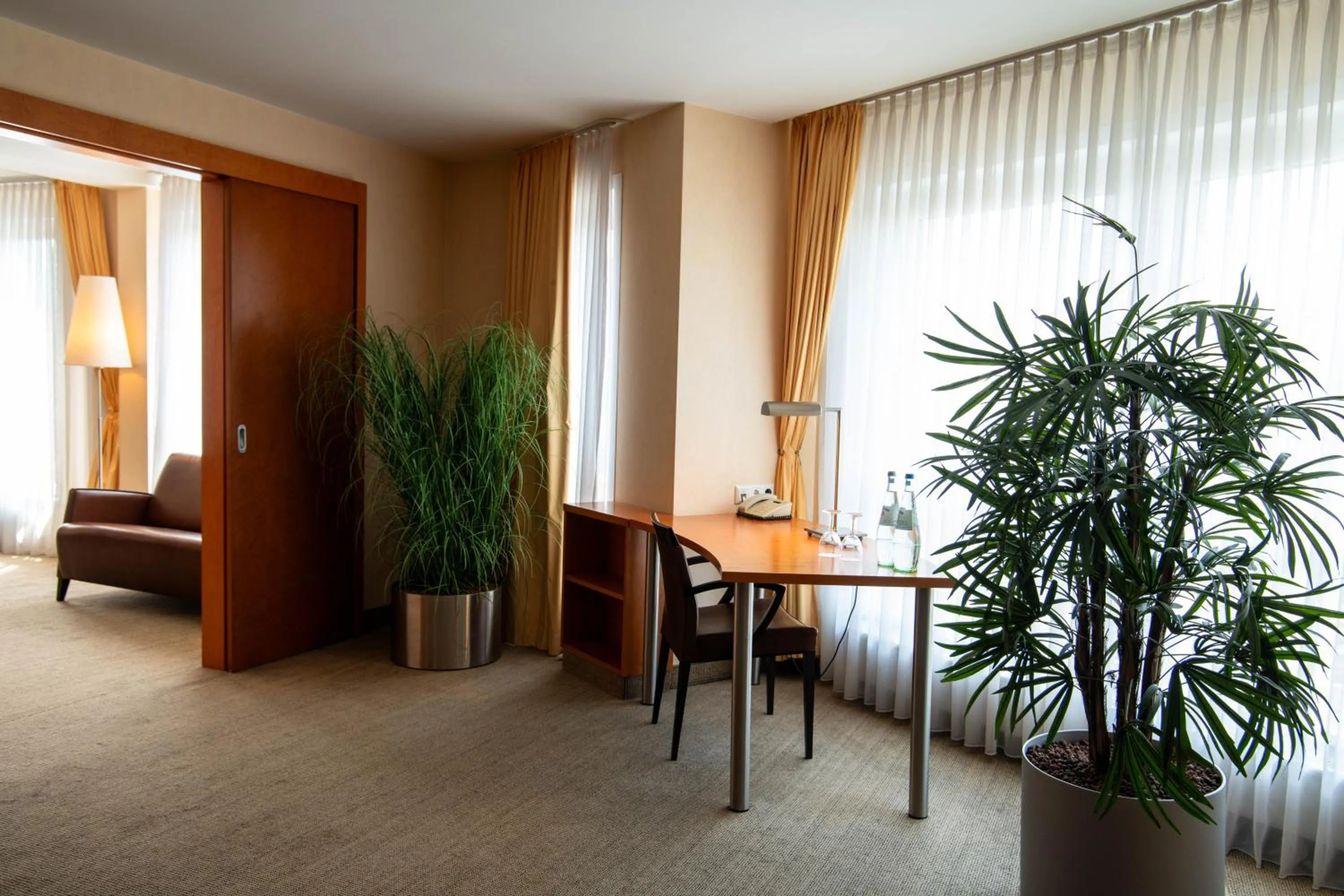 Living room in Best Western Premier Airporthotel Berlin